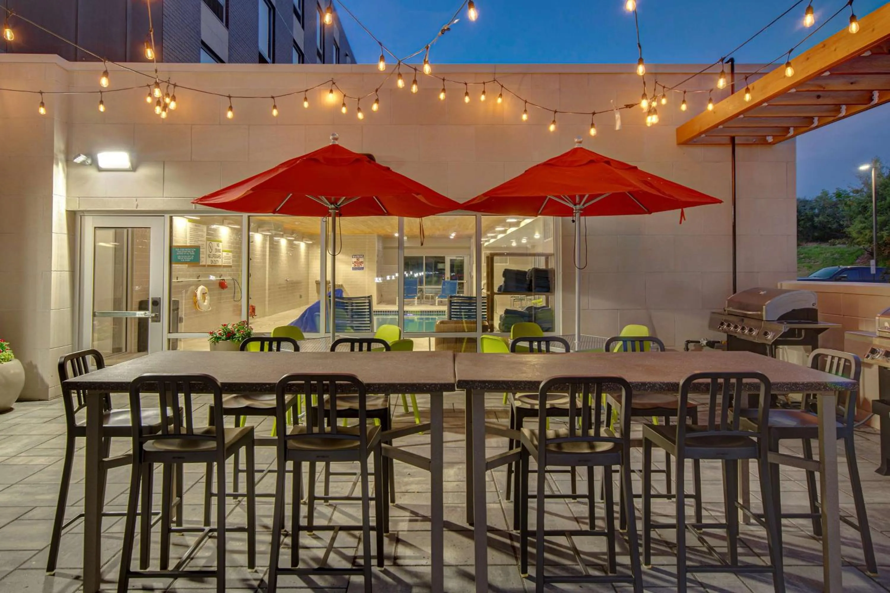 Patio in Home2 Suites By Hilton Grand Rapids Airport