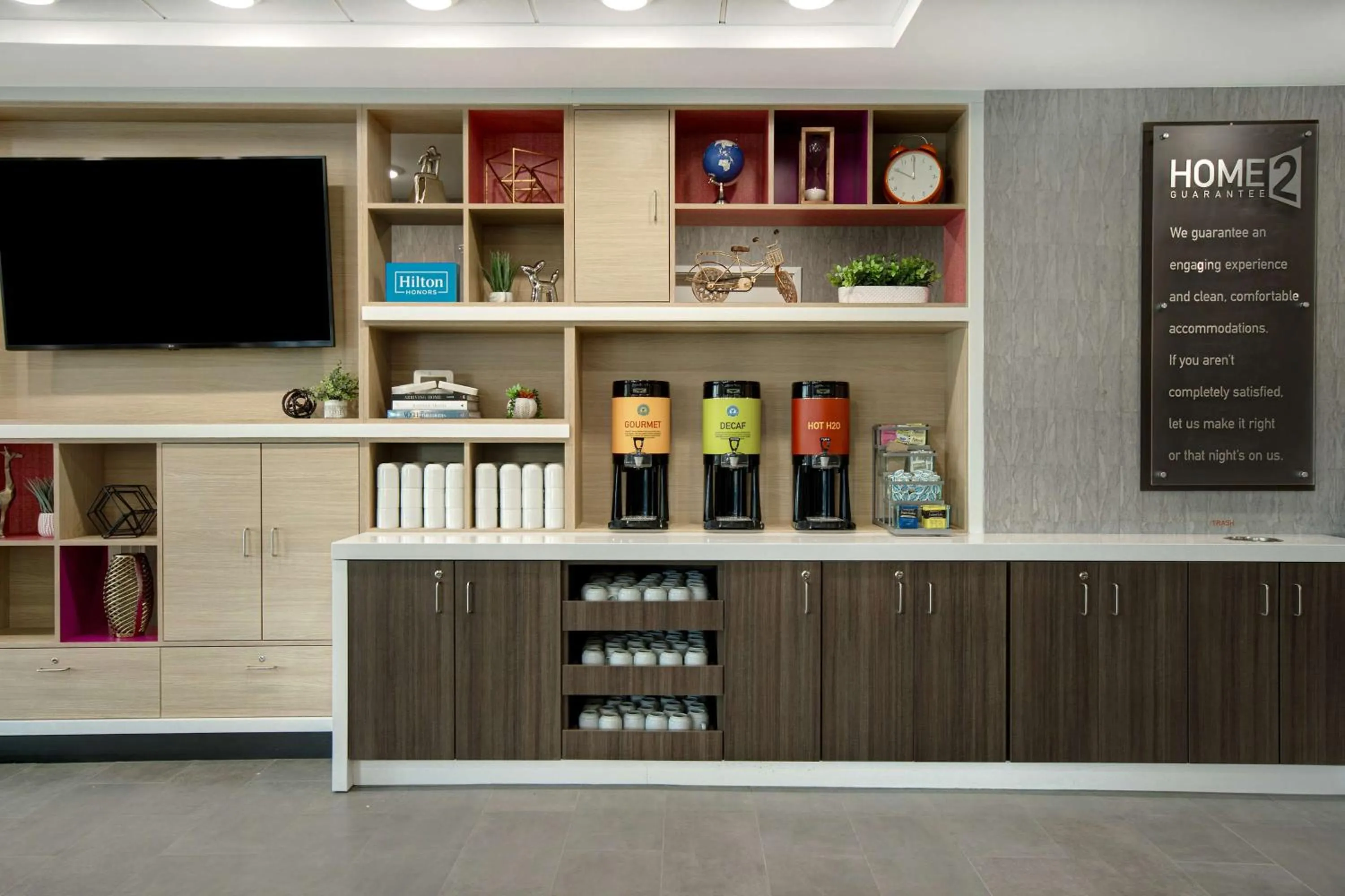 Lobby or reception in Home2 Suites By Hilton Grand Rapids Airport