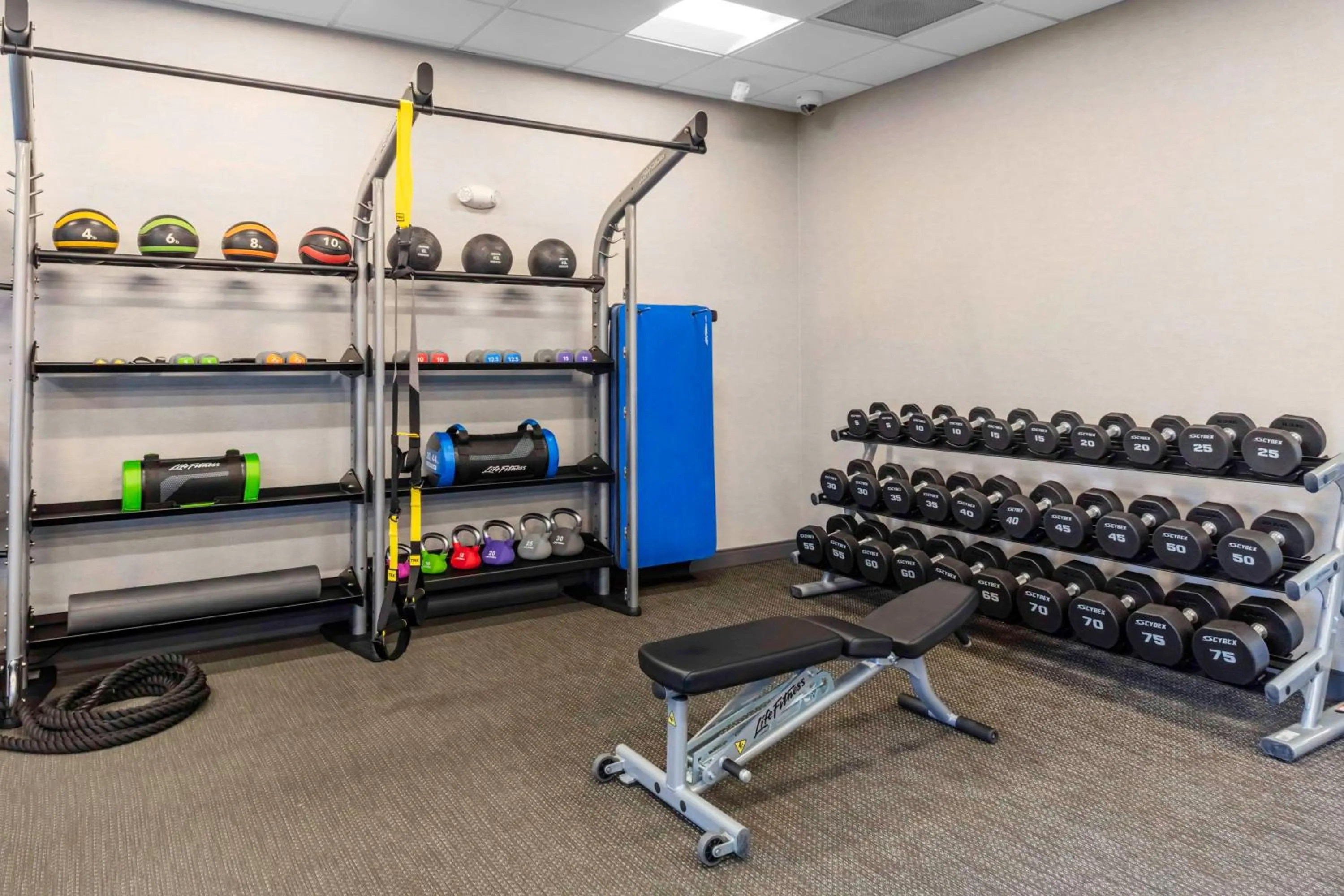 Fitness centre/facilities in Hampton Inn & Suites Indianapolis West Speedway