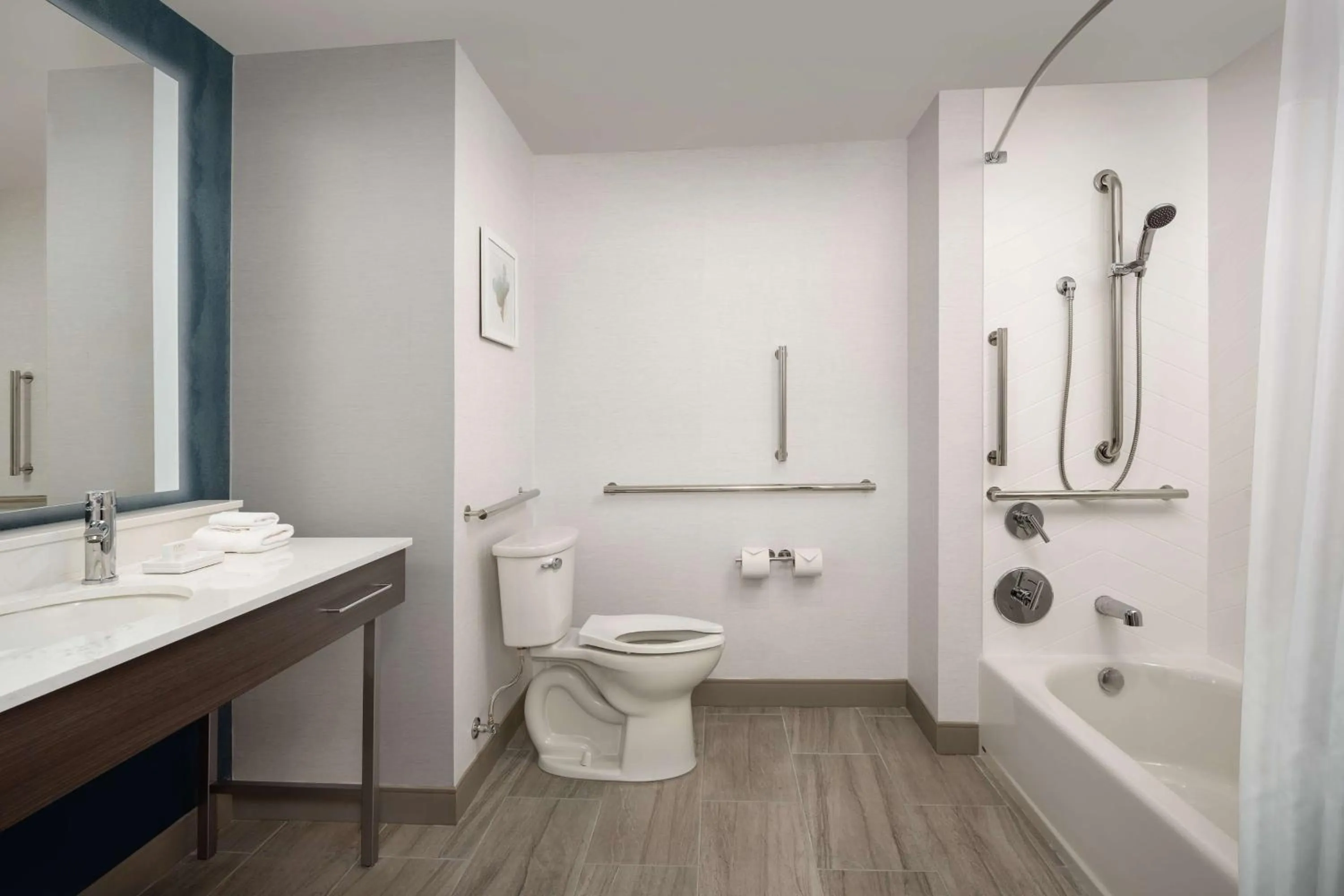 Bathroom in Hampton Inn Delray Beach