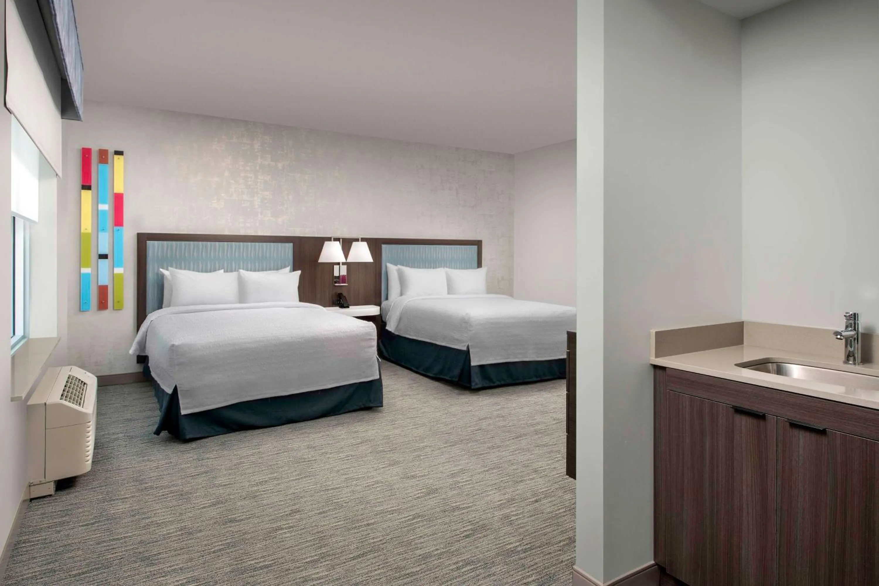 Bed in Hampton Inn Delray Beach