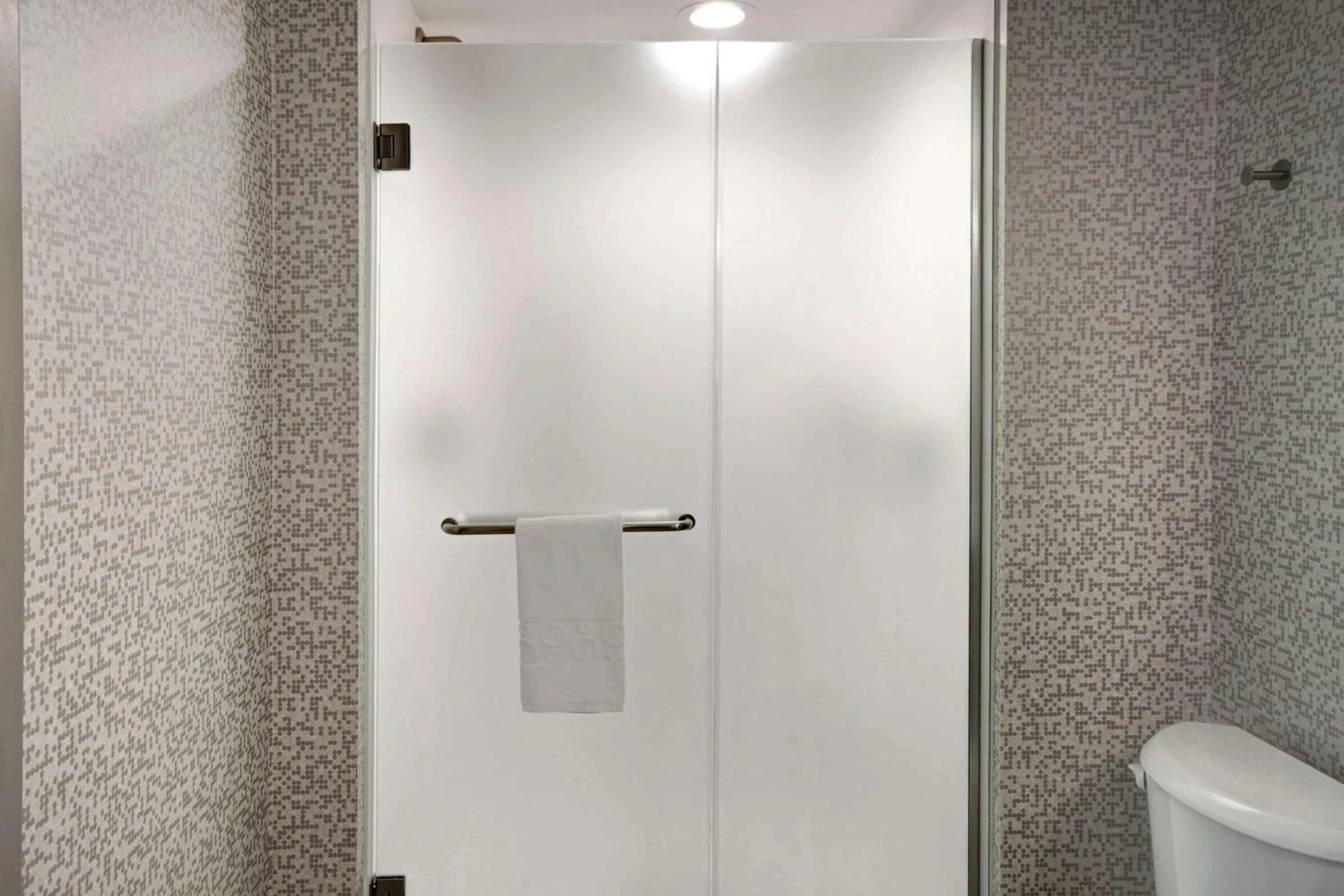 Bathroom in Home2 Suites By Hilton Shepherdsville Louisville South