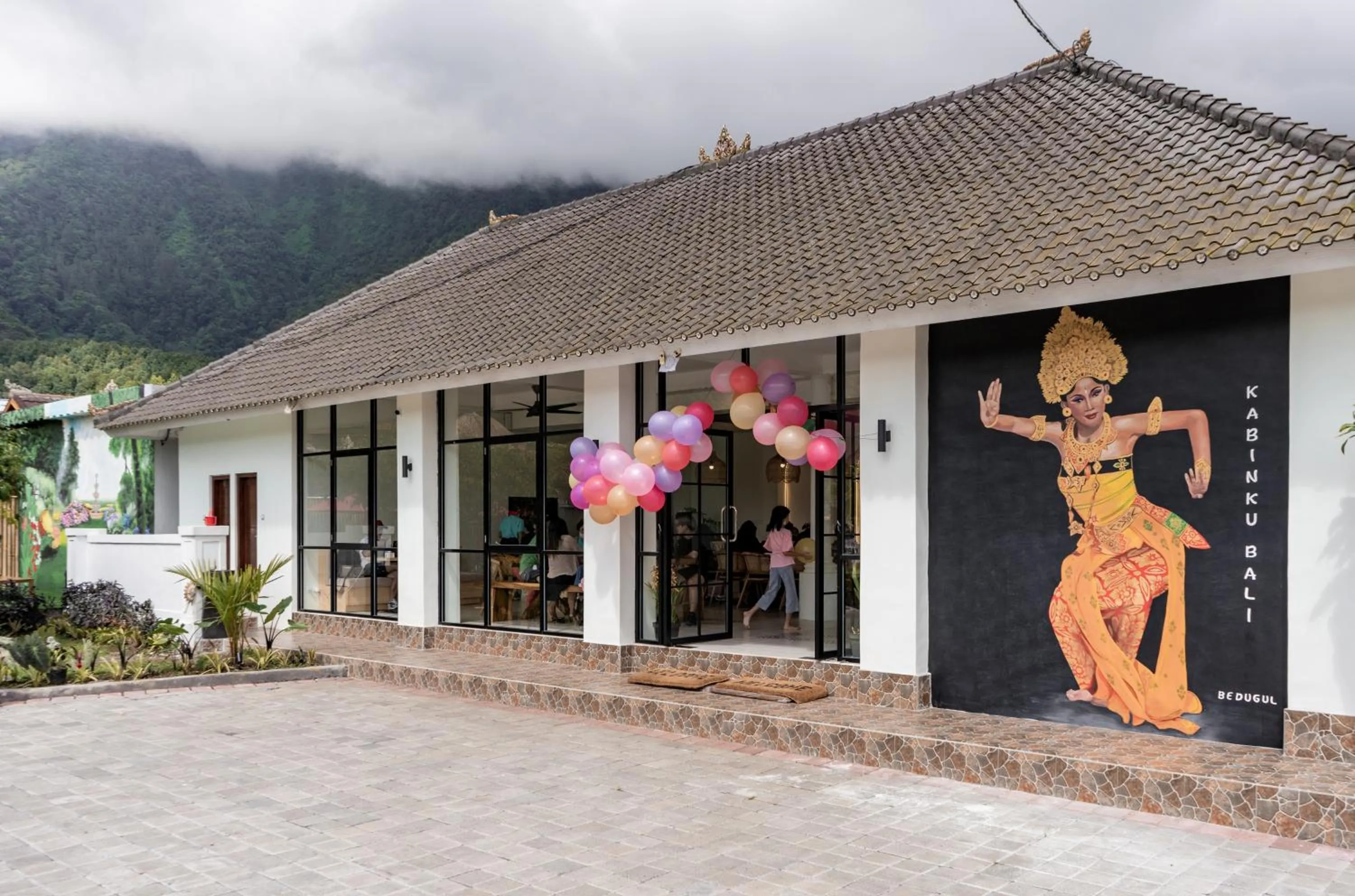 Restaurant/places to eat in Kabinku Bali