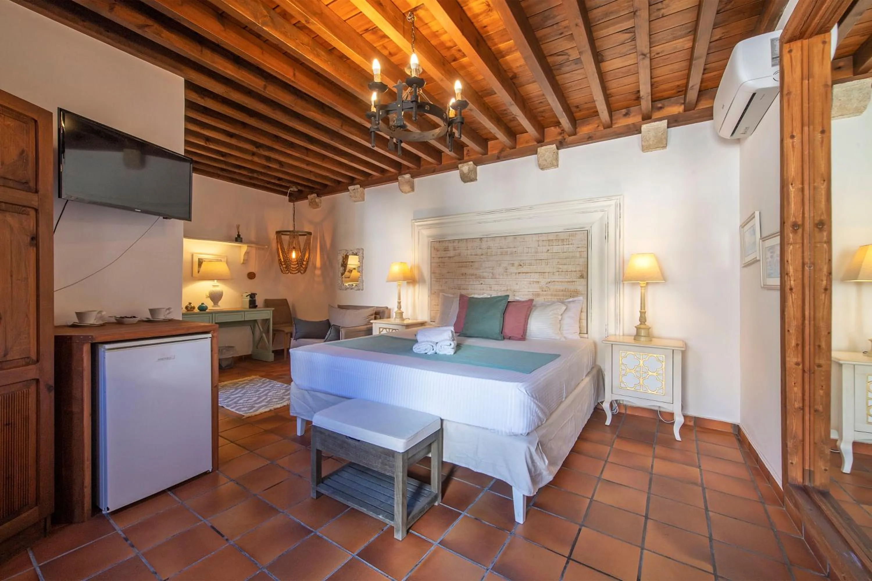 Photo of the whole room, Bed in Saint Artemios Boutique Hotel