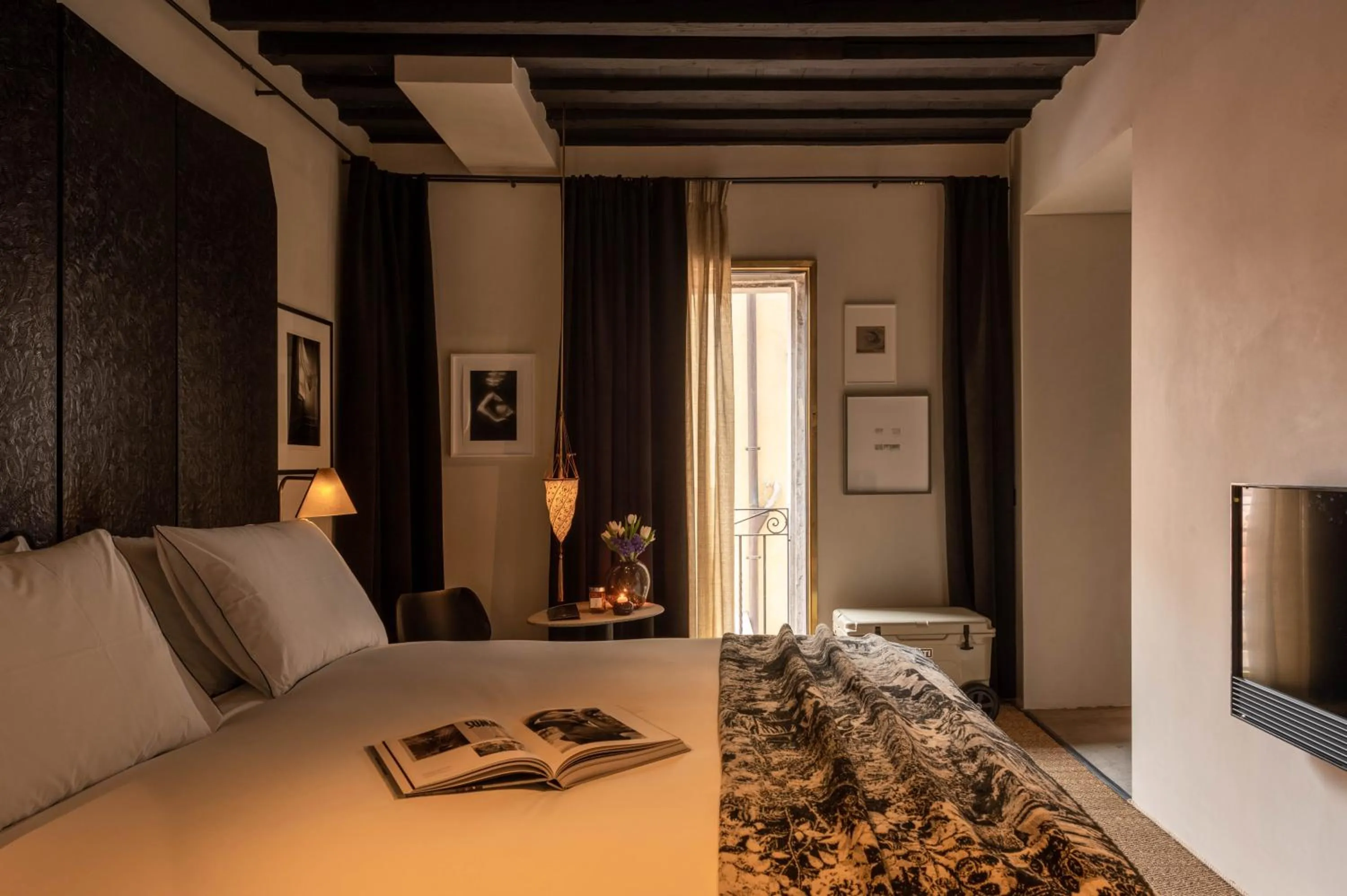 Bedroom, Bed in The Venice Venice Hotel