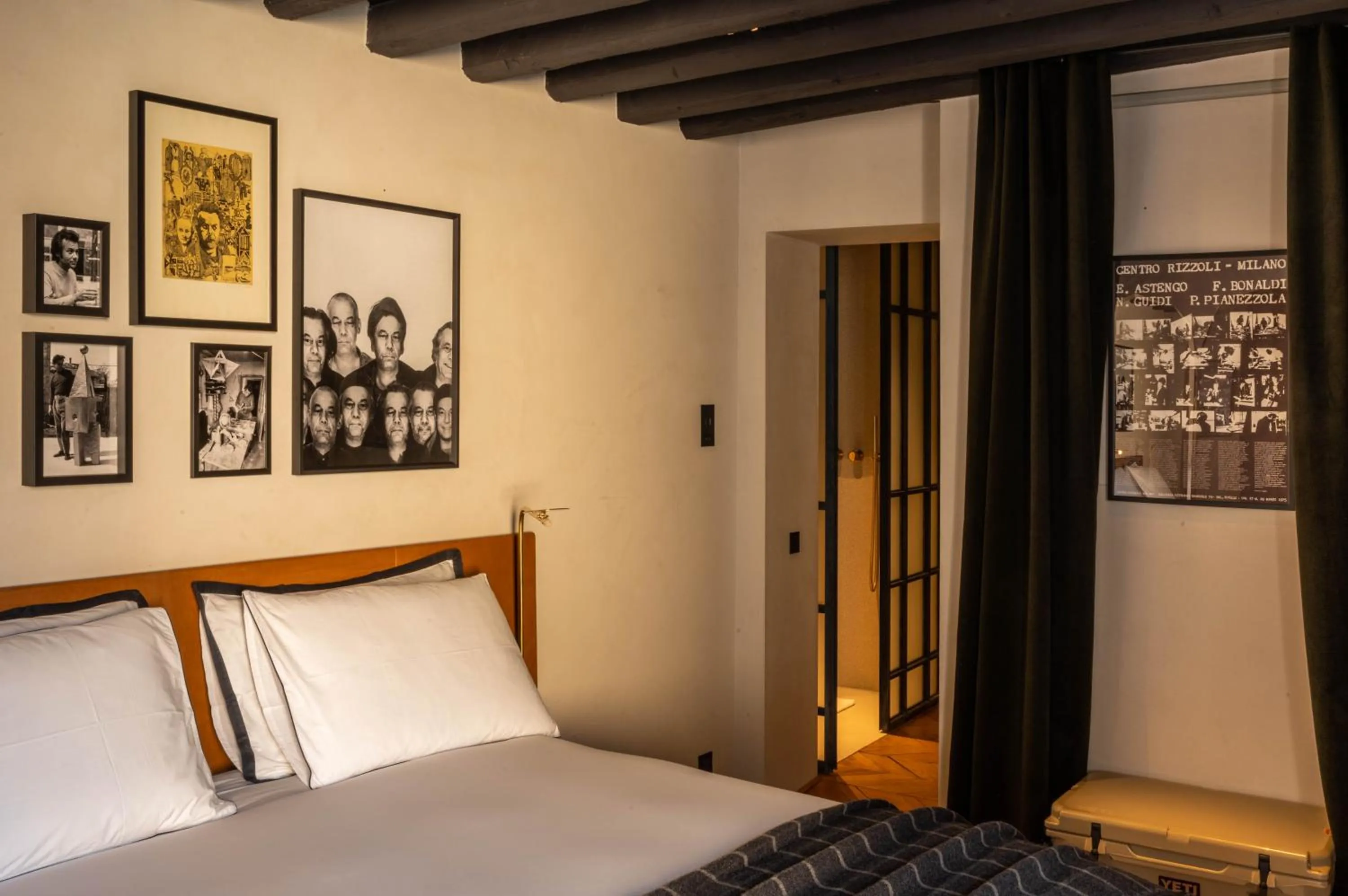 Bedroom, Bed in The Venice Venice Hotel