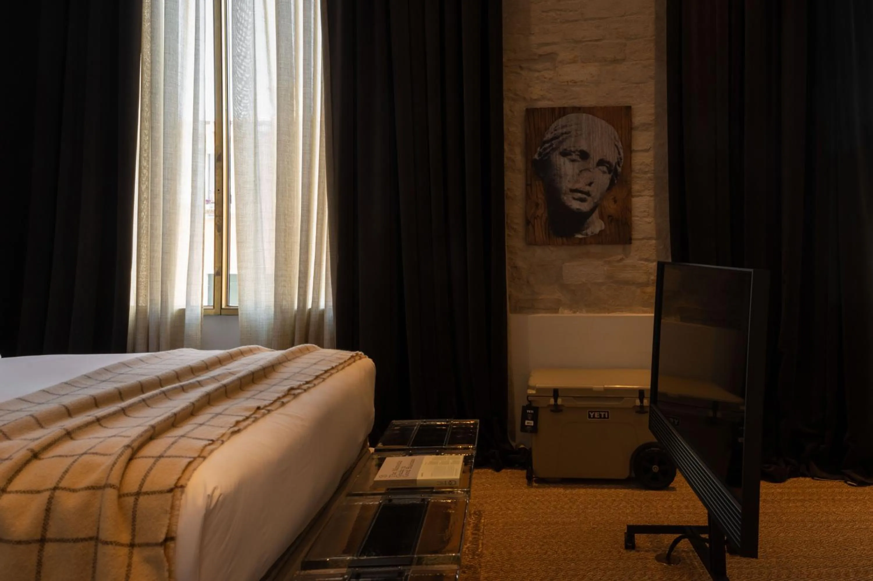 Photo of the whole room, Bed in The Venice Venice Hotel