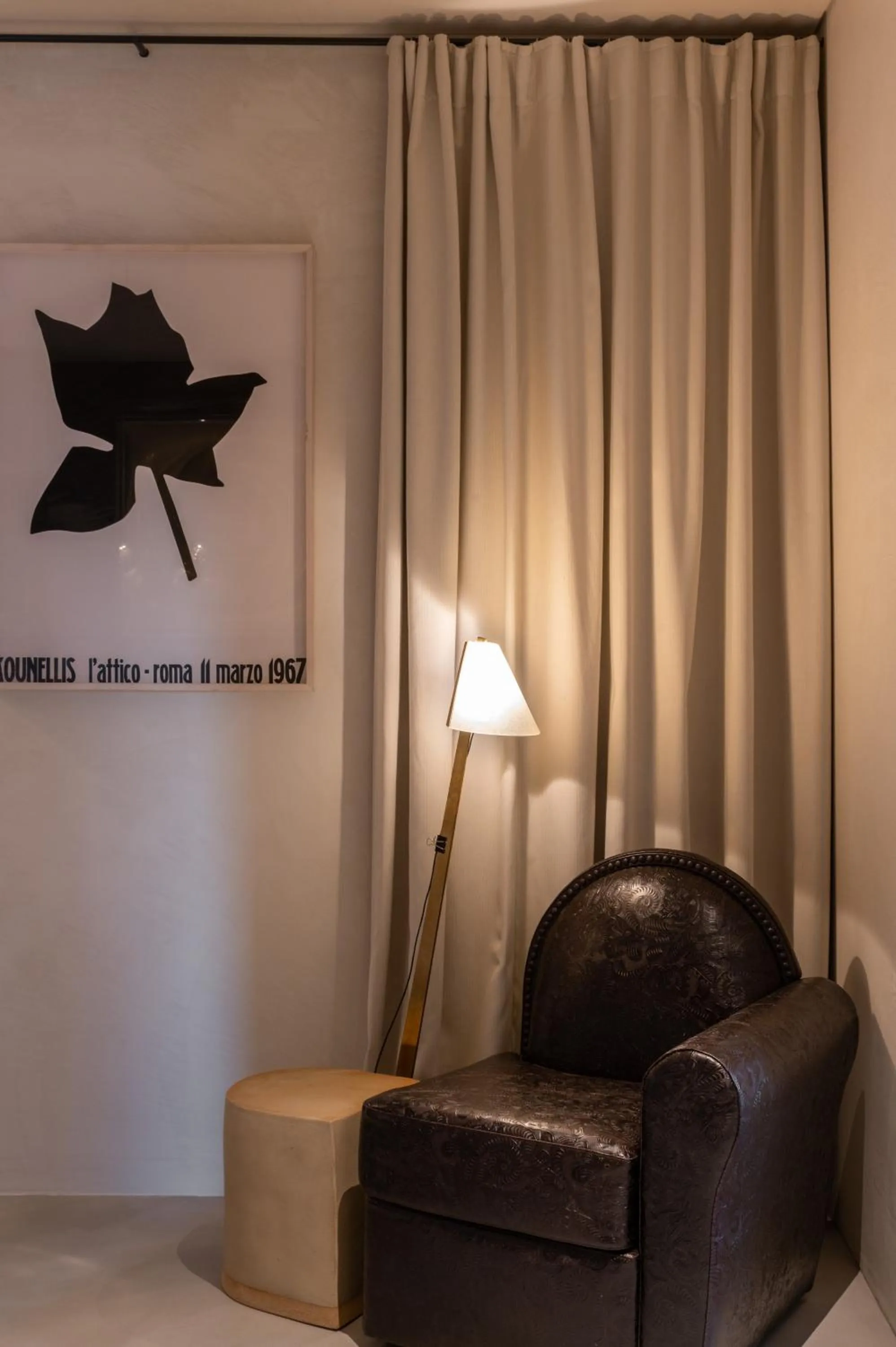 hair dresser in The Venice Venice Hotel