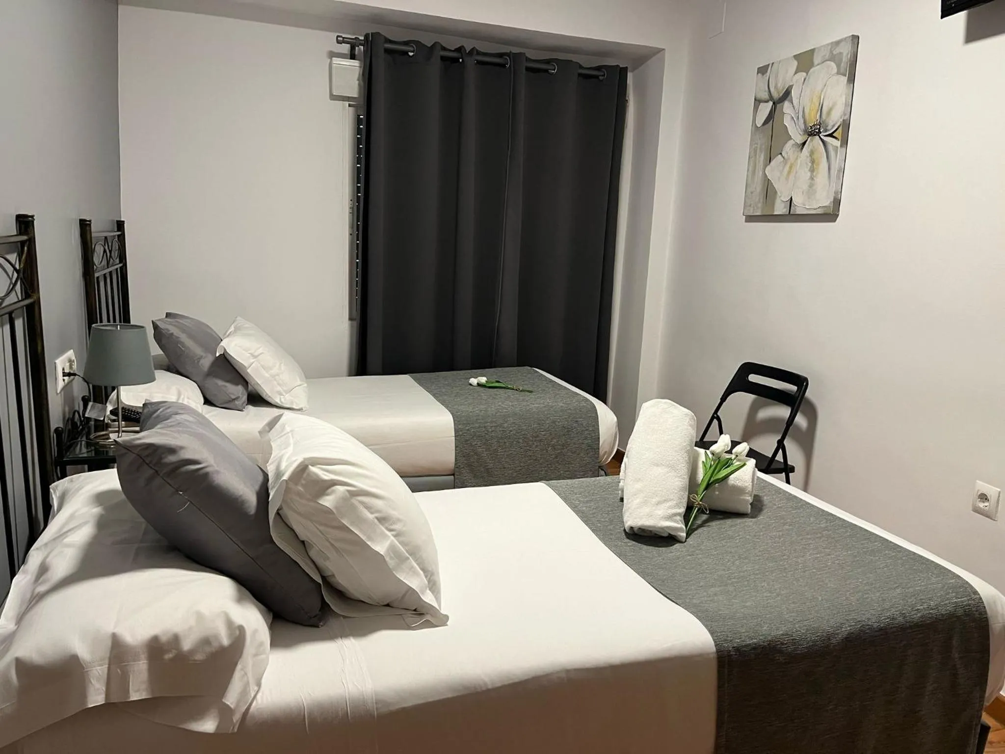 Bed in Hospedería Luis de Góngora