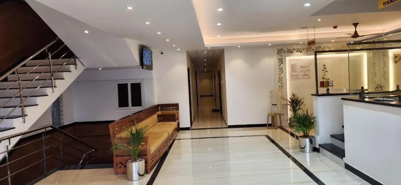 Ponni Residency Thanjavur