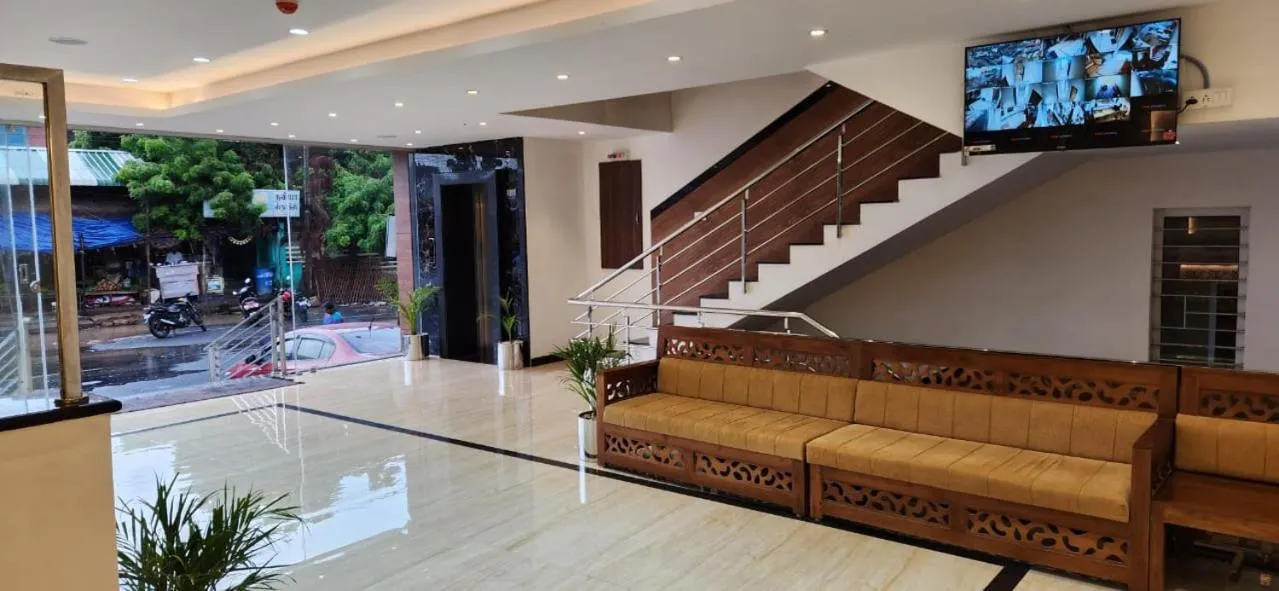 Ponni Residency Thanjavur