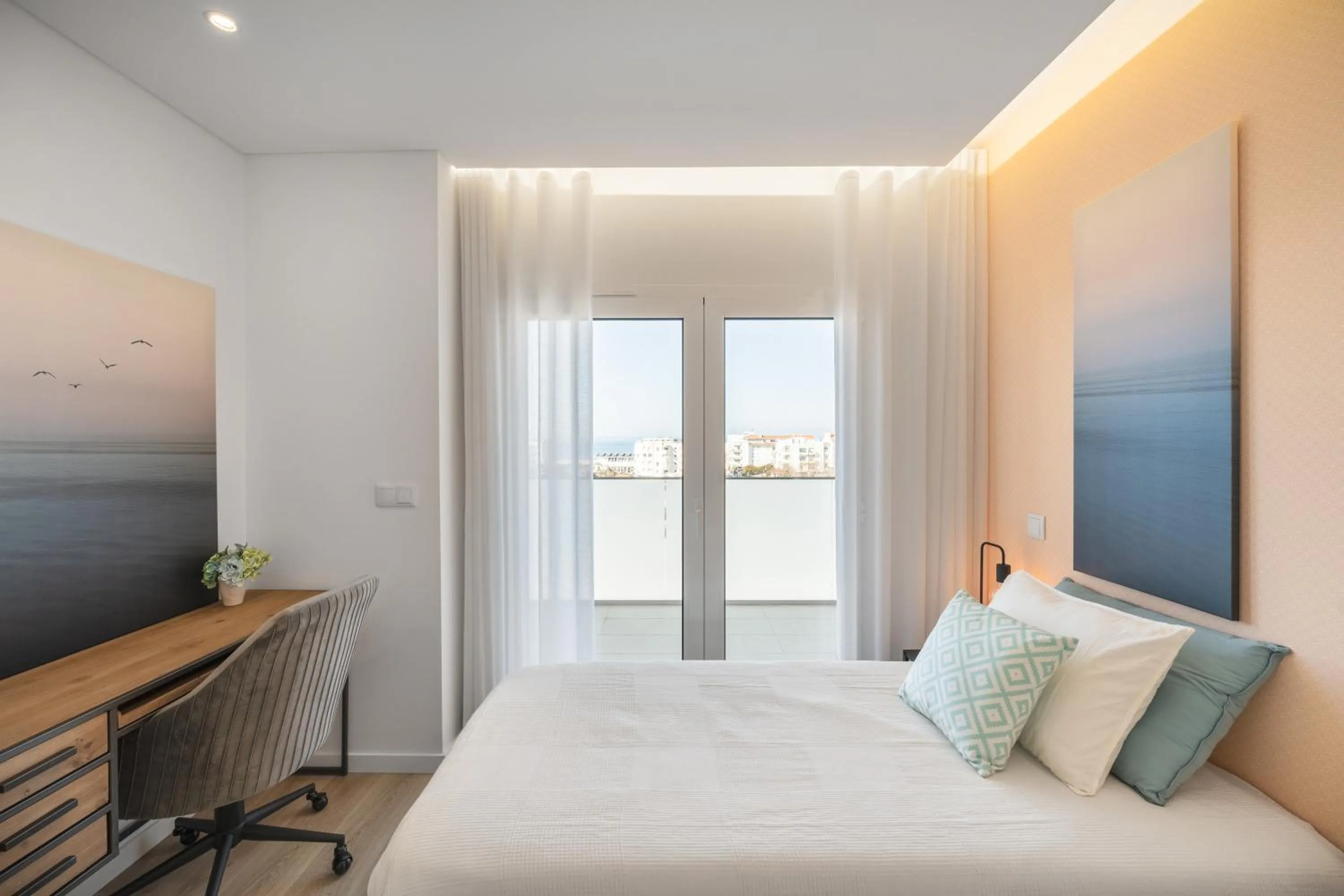 Ocean Lookout with private parking in the heart of Nazaré