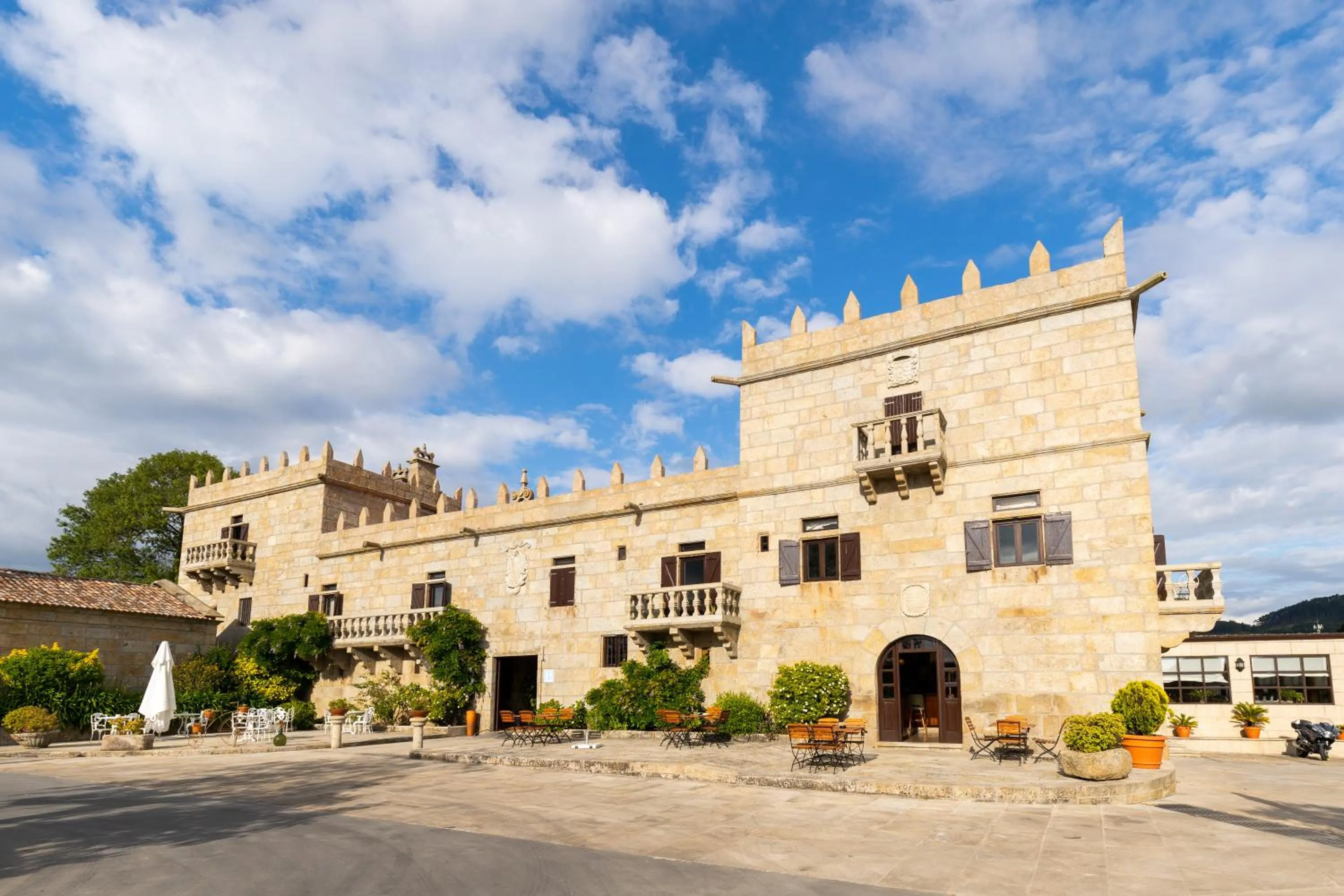 Facade/entrance in Hotel Pazo O Rial