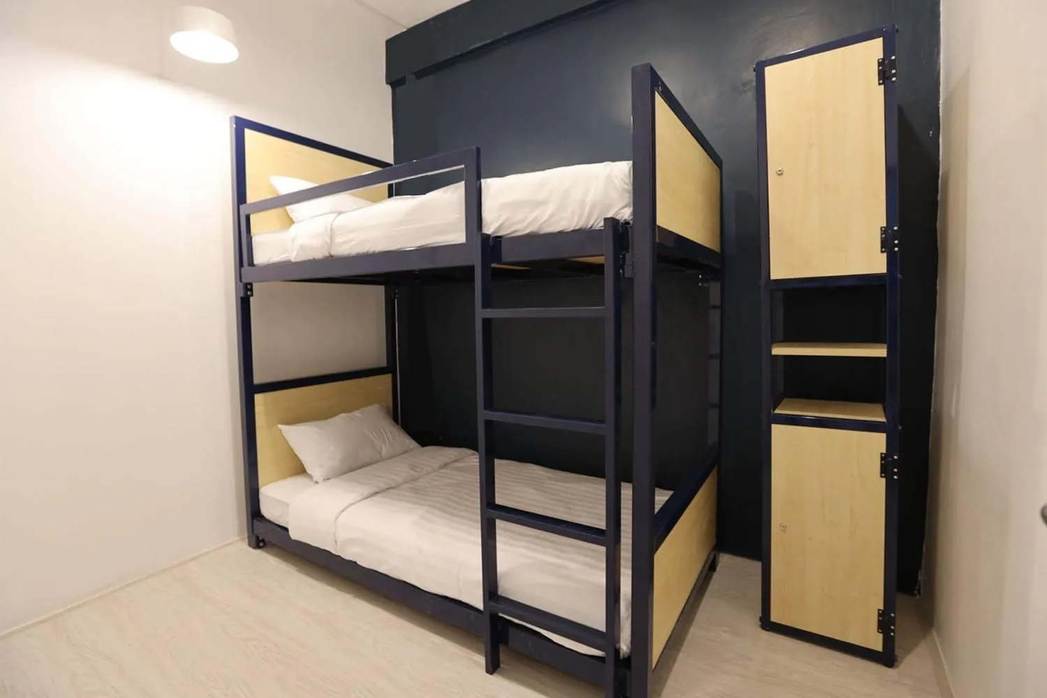 Standard Twin Room in Local Time Bangkok Hostel&Cafe