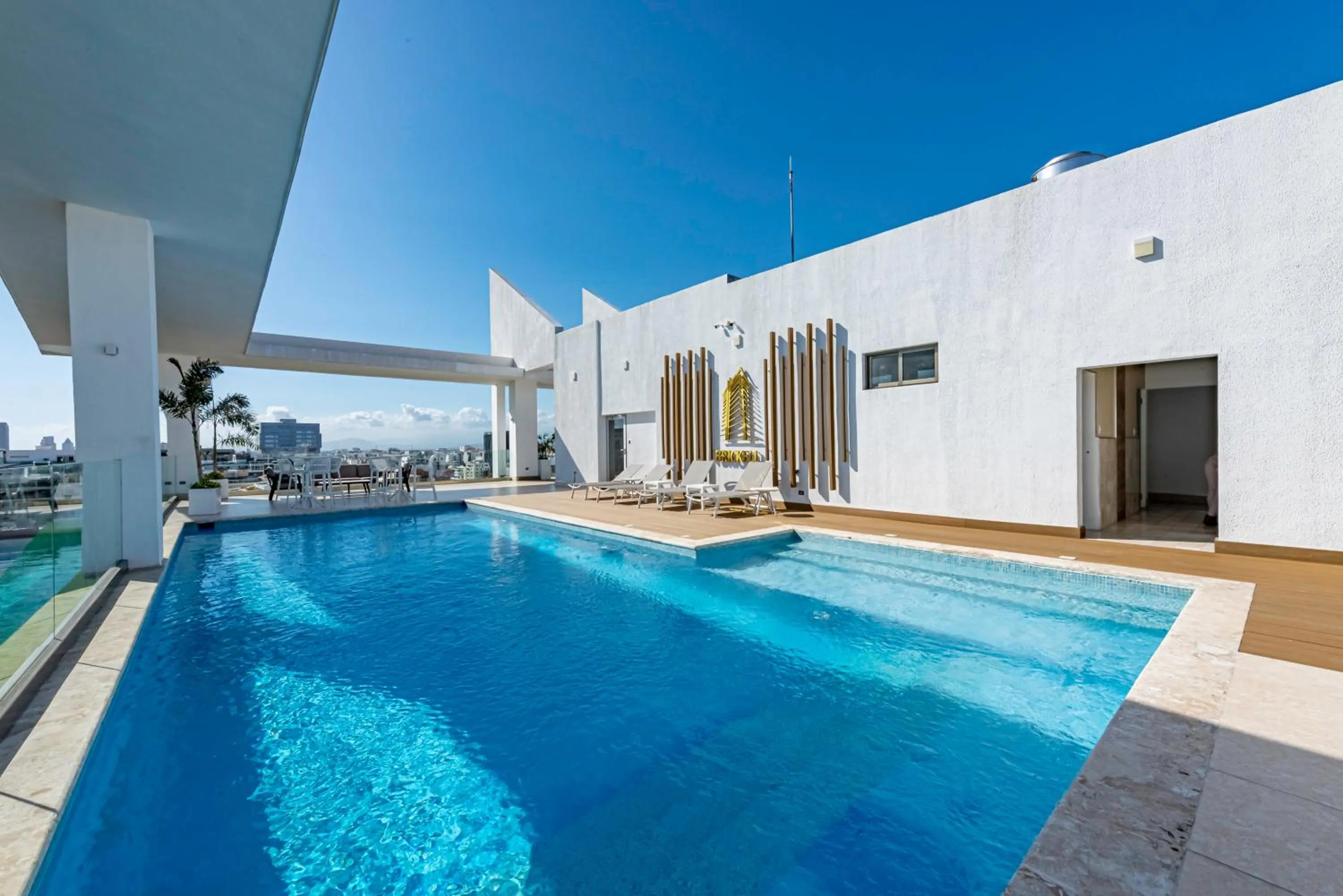 Day in Brickell Apart Hotel