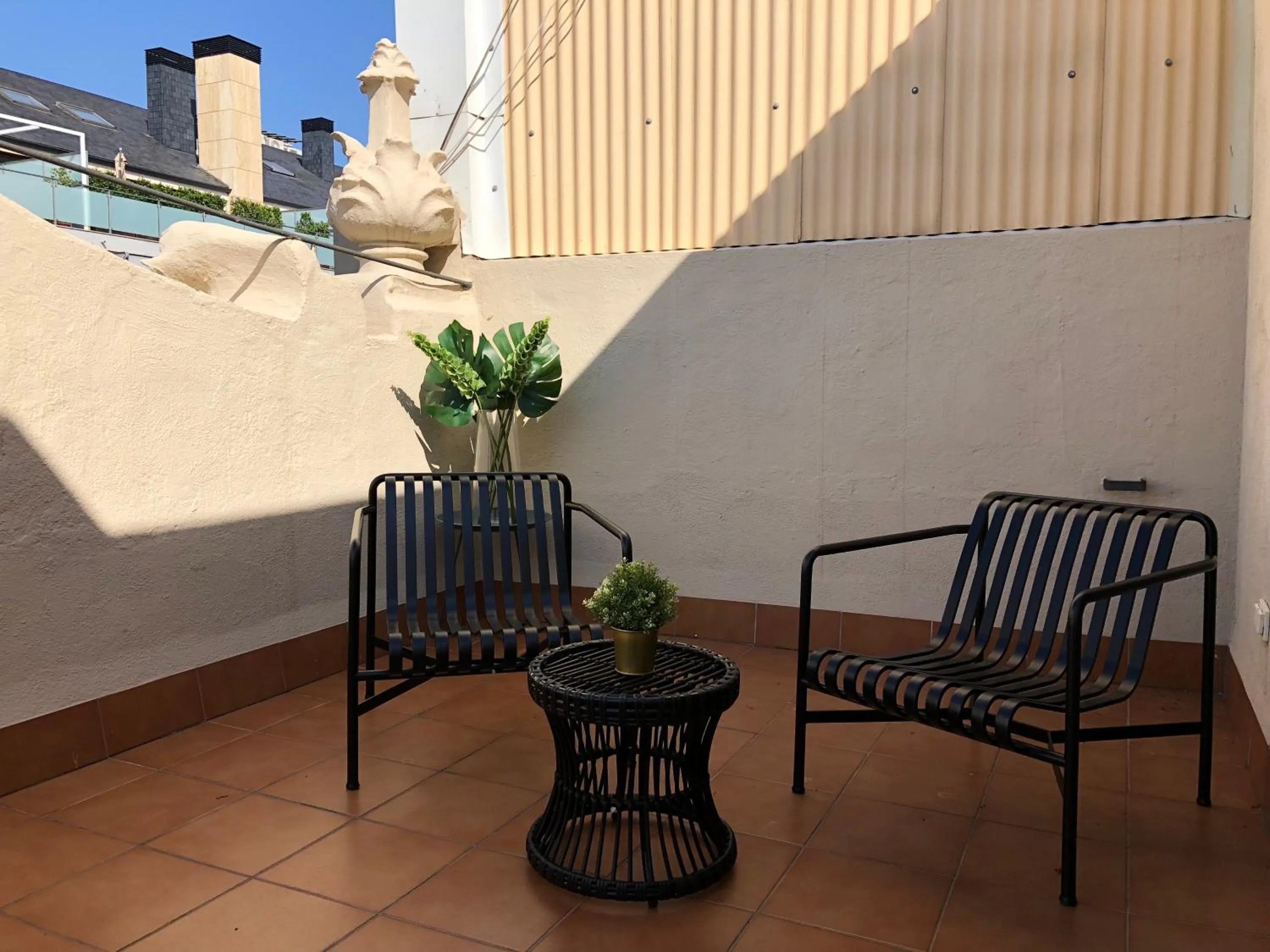 Balcony/Terrace in Vale Suites