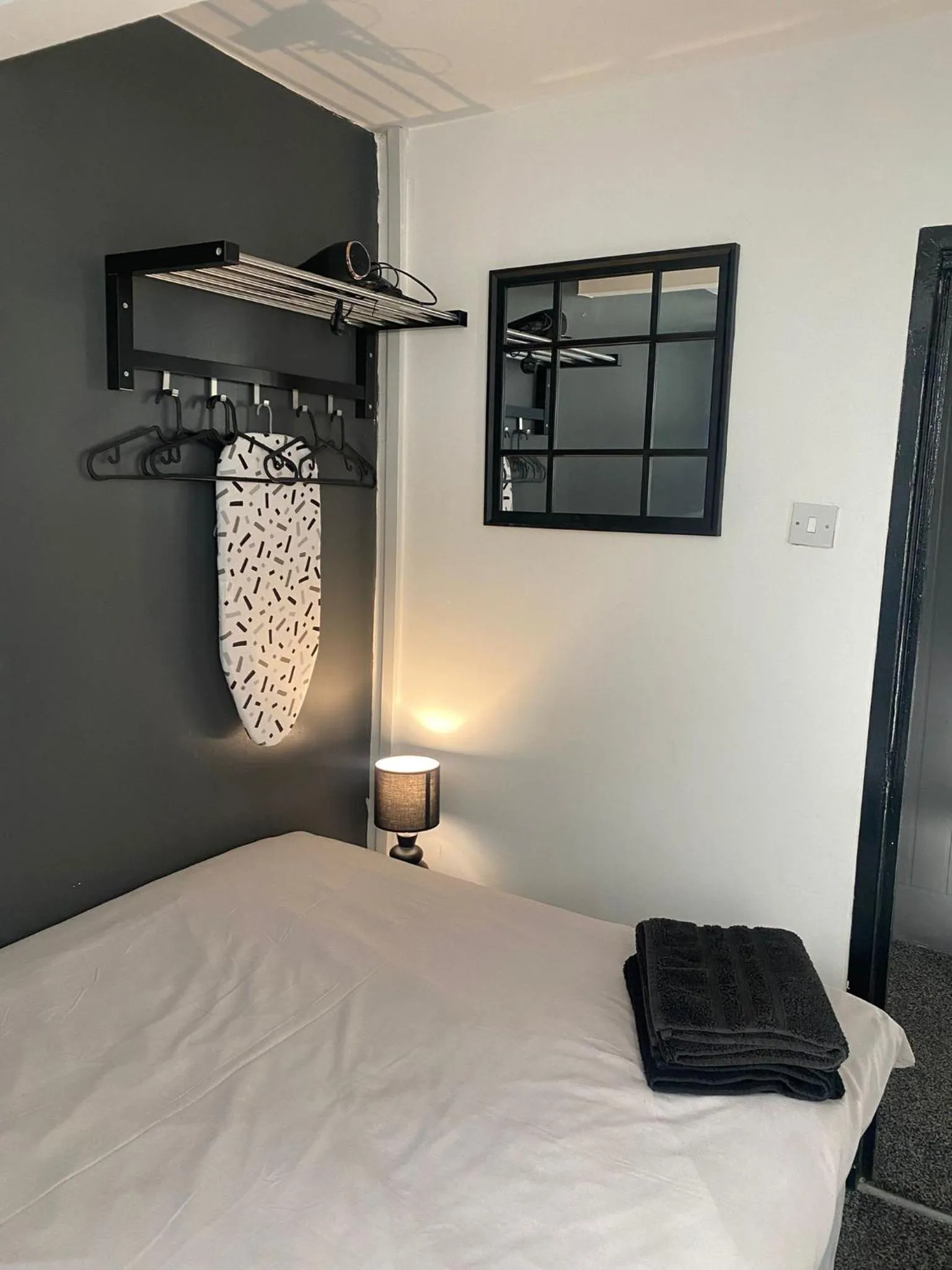 Bedroom, Bed in Black Ocean Holiday Apartments