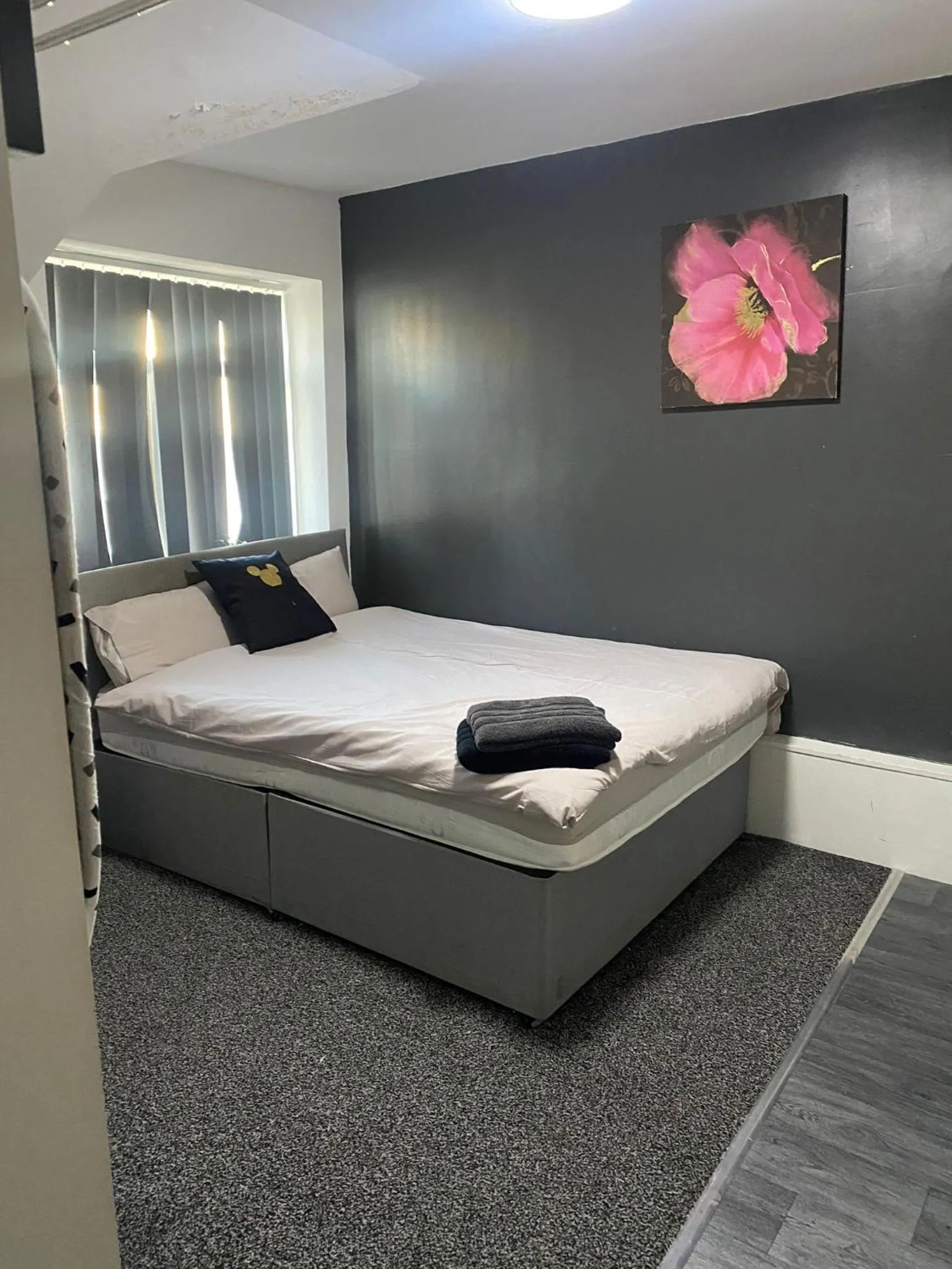 Bedroom, Bed in Black Ocean Holiday Apartments