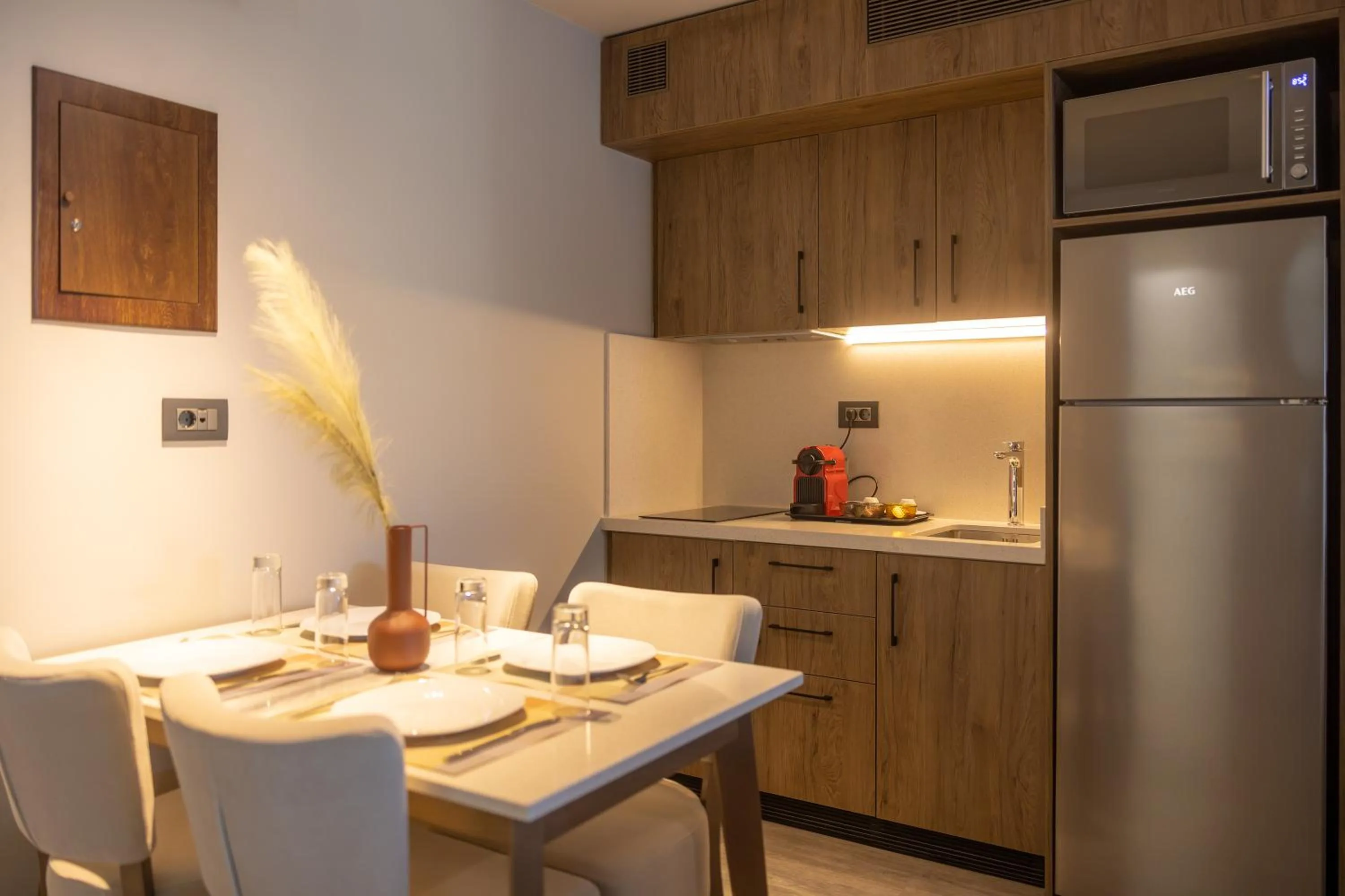 Kitchen or kitchenette in 507 Athens