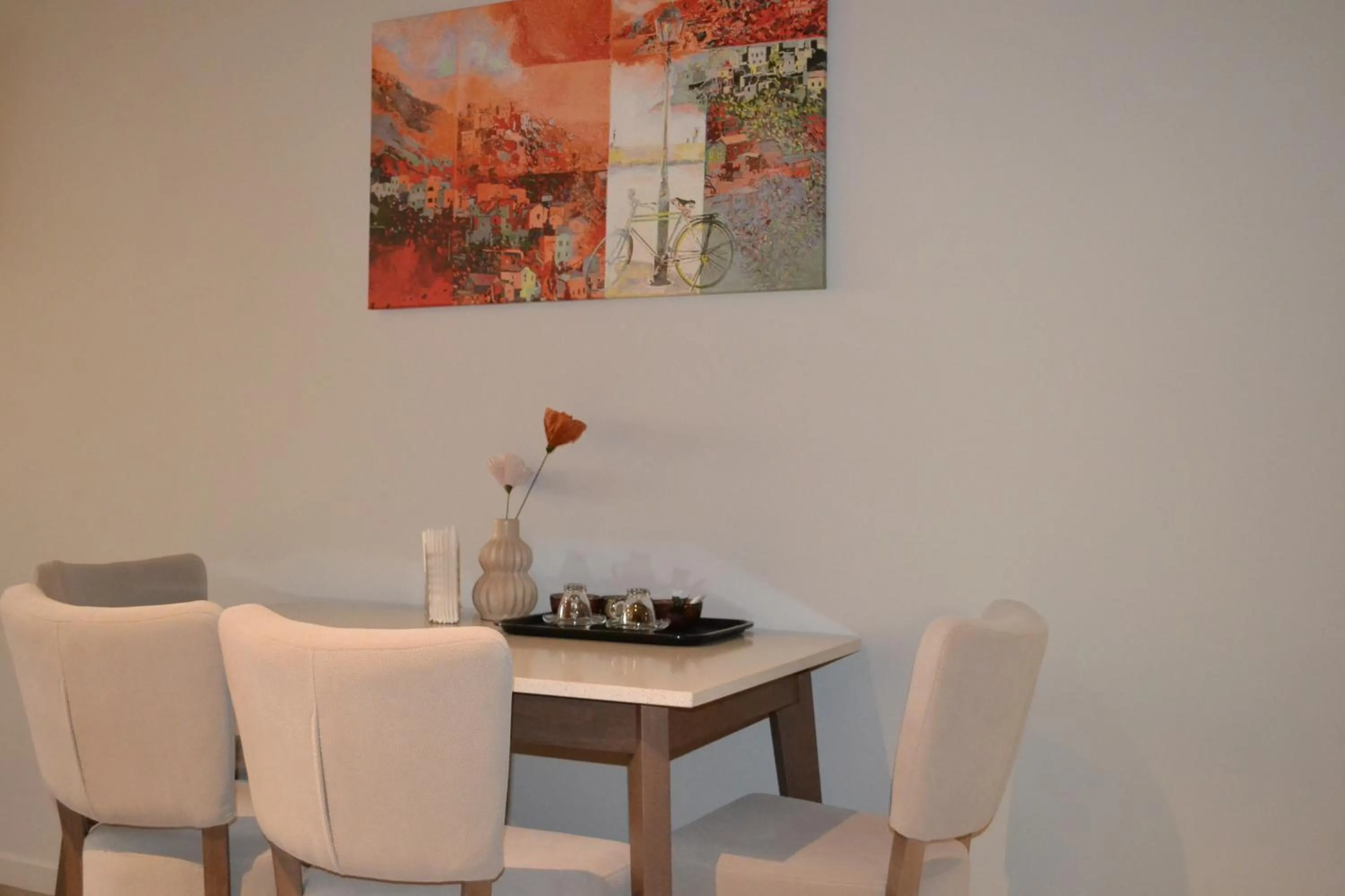 Dining area in 507 Athens