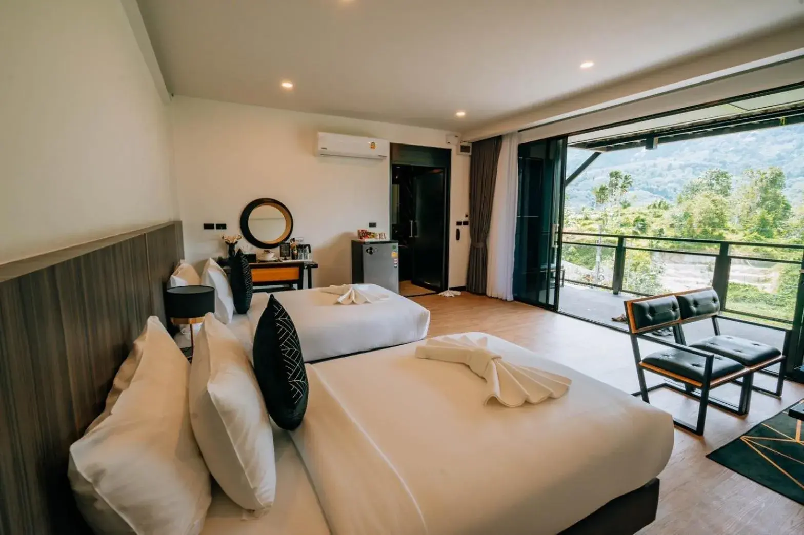 Standard Twin Room with Mountain View in D’Endless Resotel Standard Twin Room with Mountain View in D’Endless Resotel