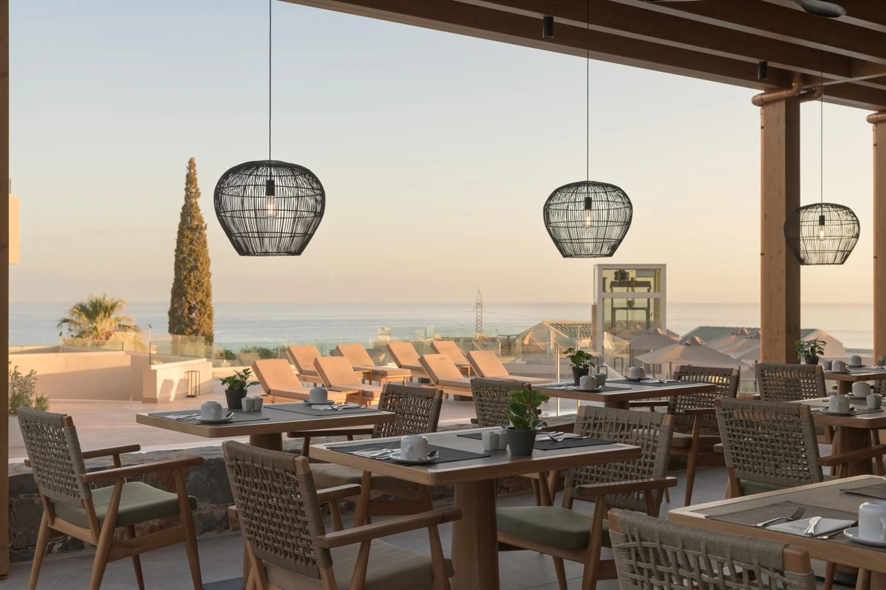 Restaurant/places to eat in Galaxy Suites Boutique Resort