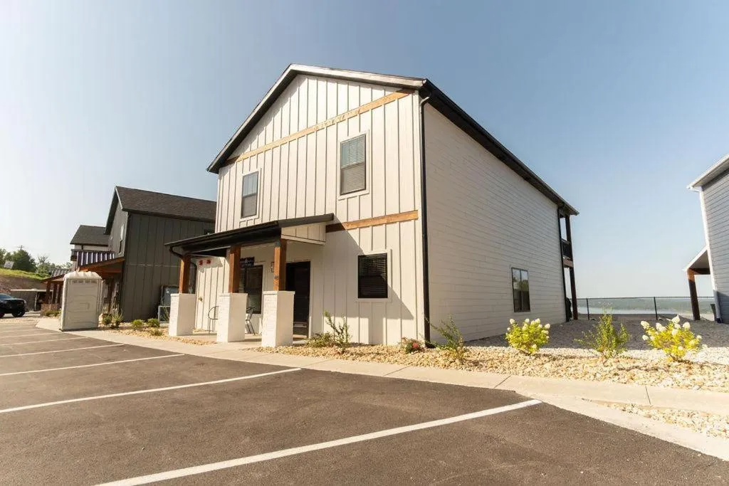 Chalet 1896 at Table Rock Lake