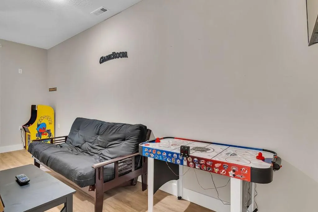 Chalet 1896 at Table Rock Lake