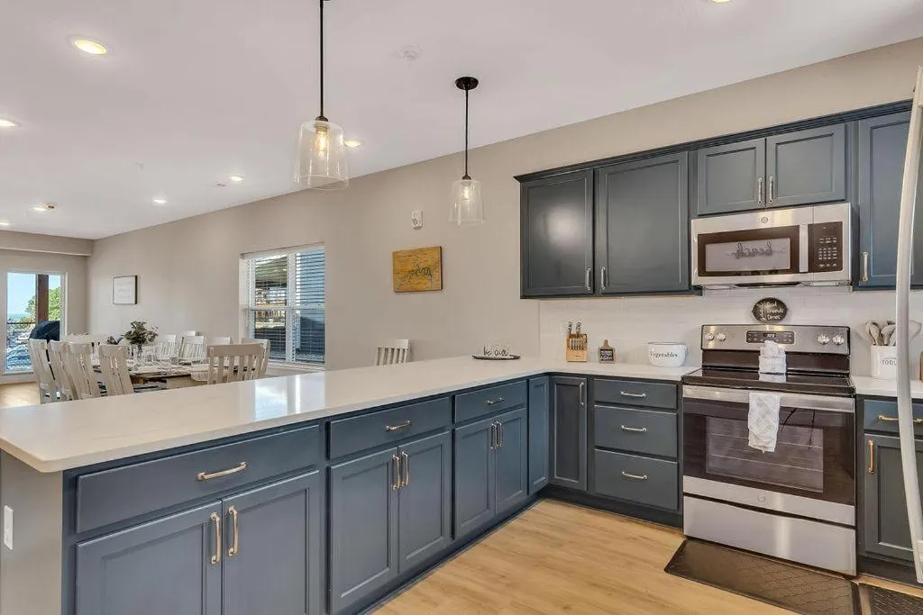 Chalet 1896 at Table Rock Lake