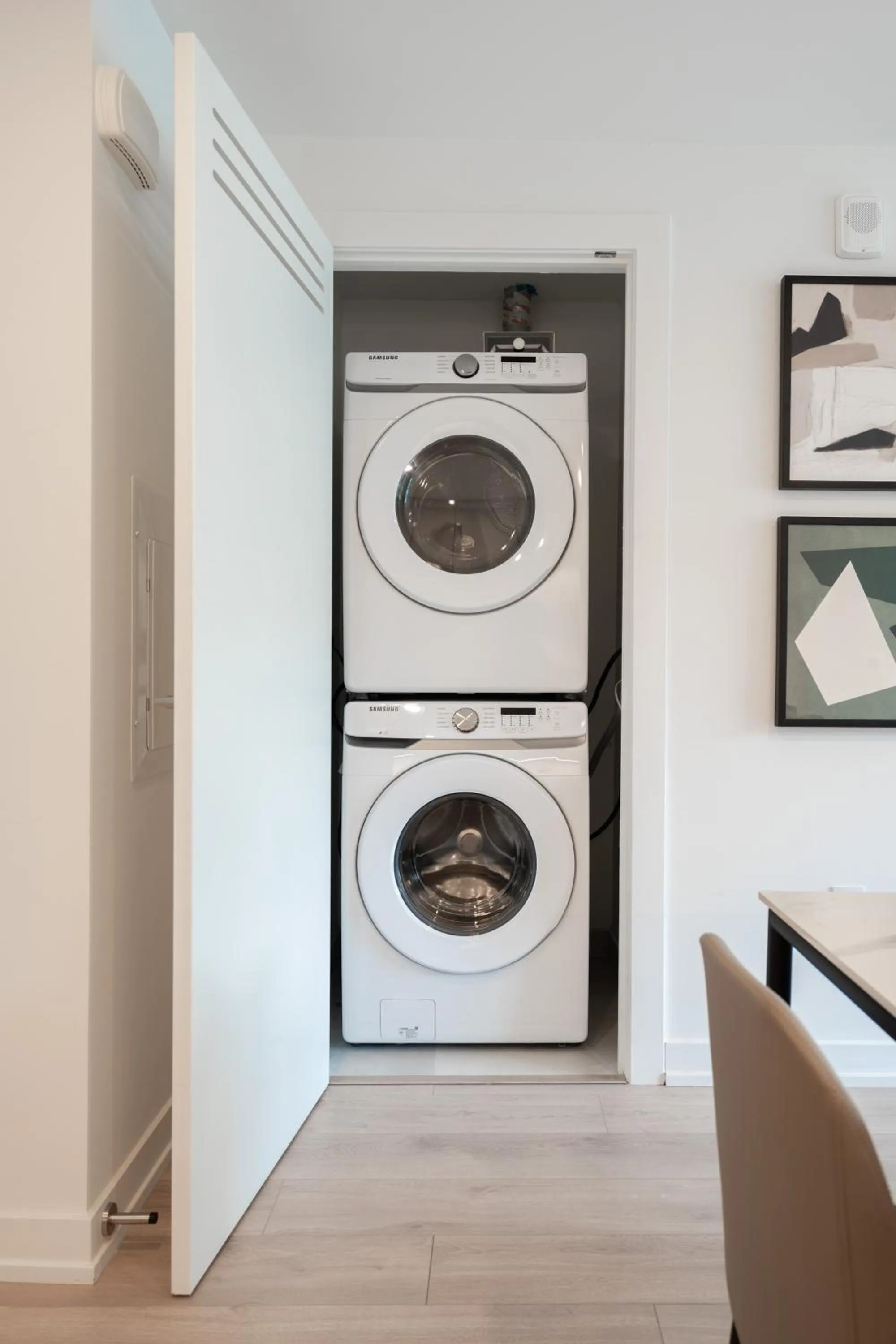 laundry in Level Long Beach - East Village