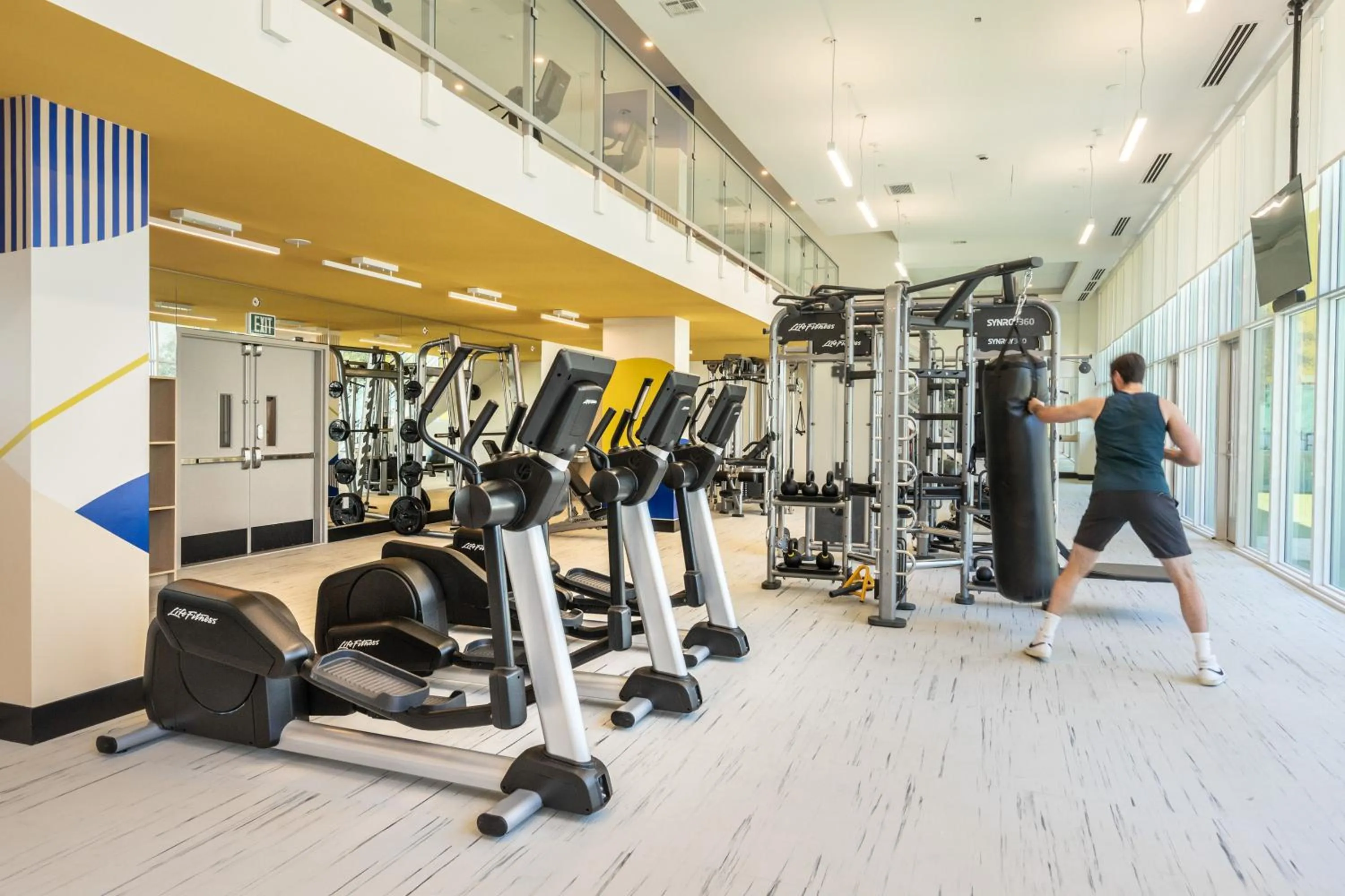 Fitness centre/facilities in Level Long Beach - East Village