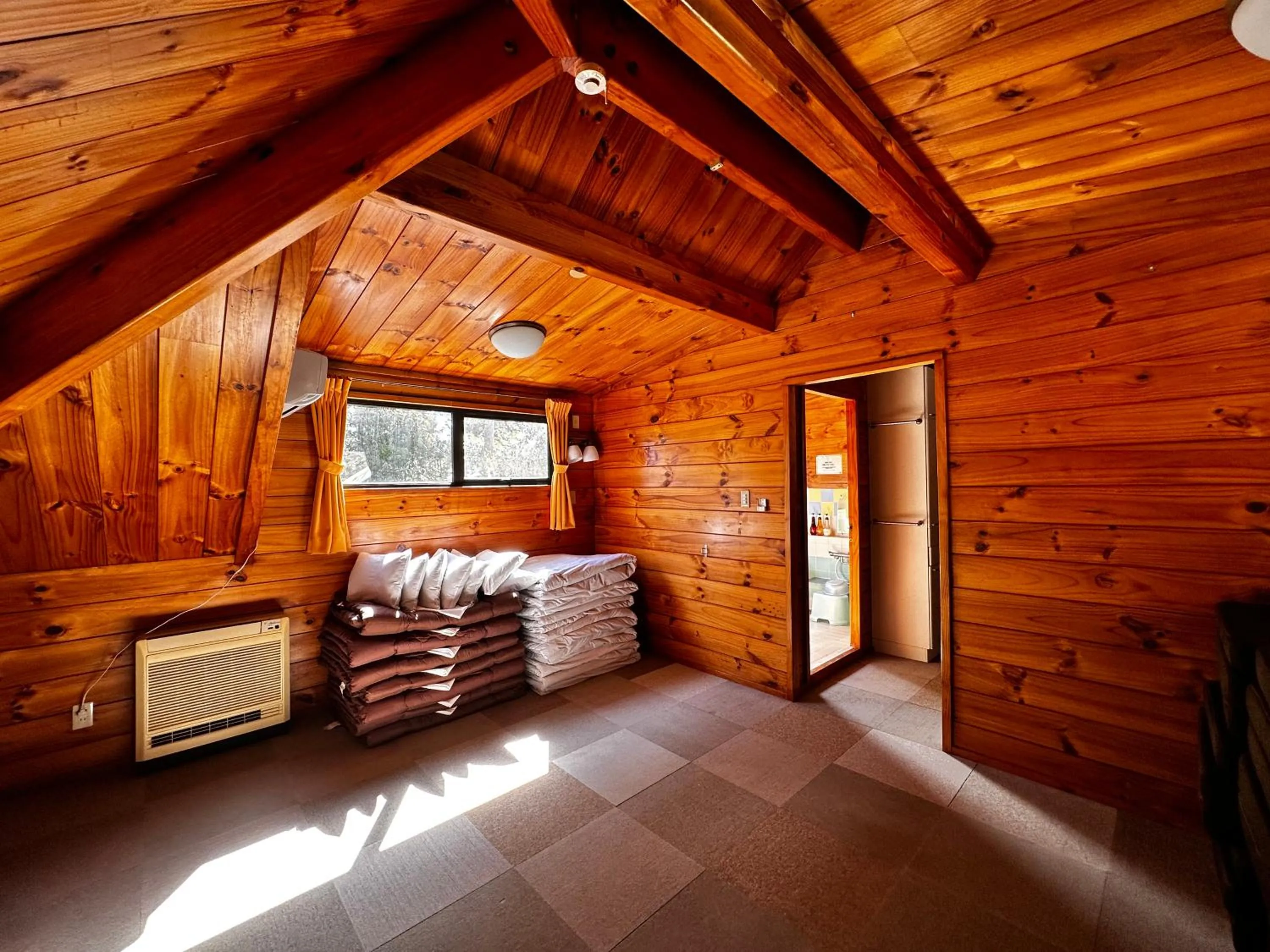 Bed in Nakadaki Art Village