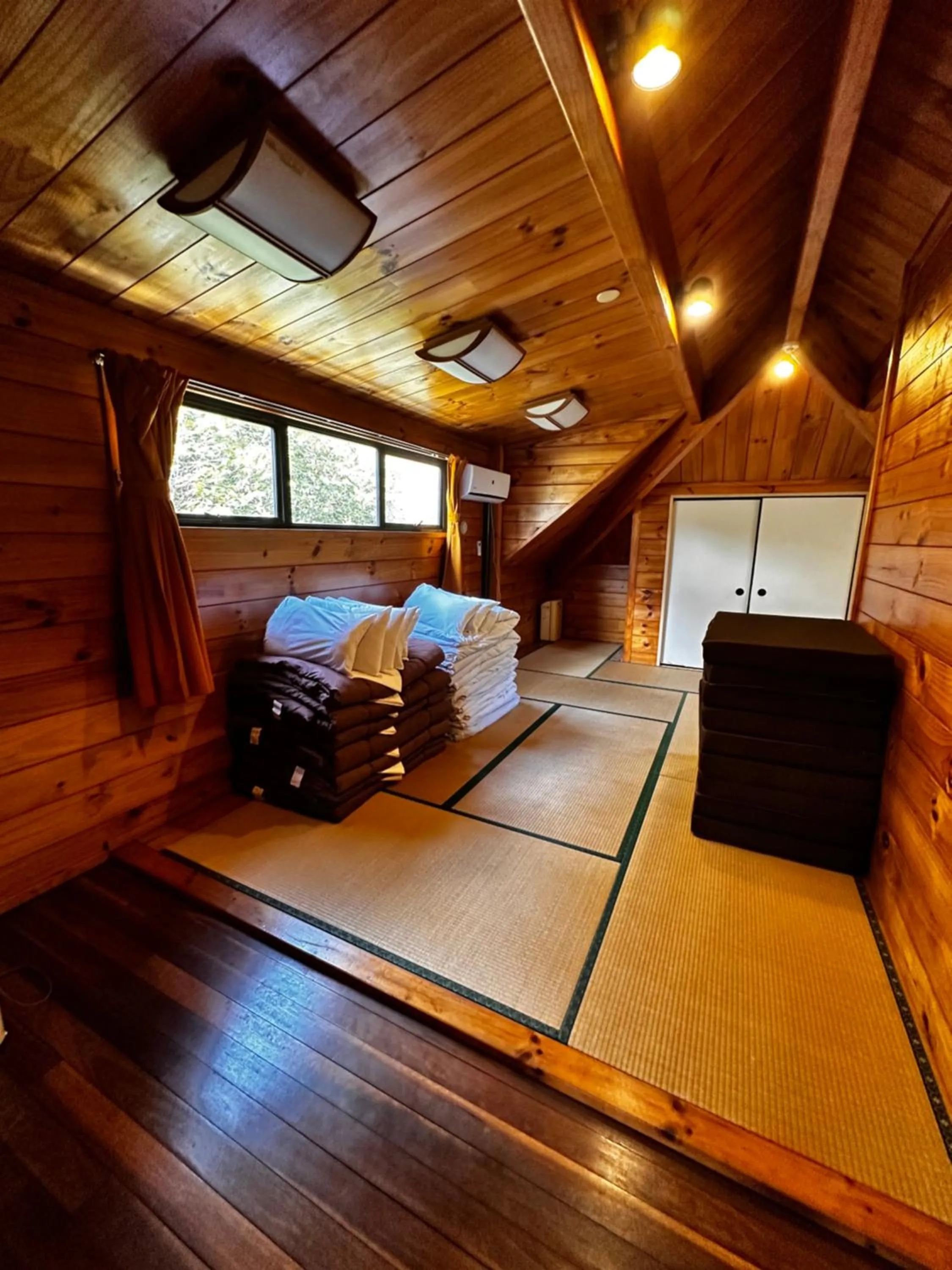 Bed in Nakadaki Art Village