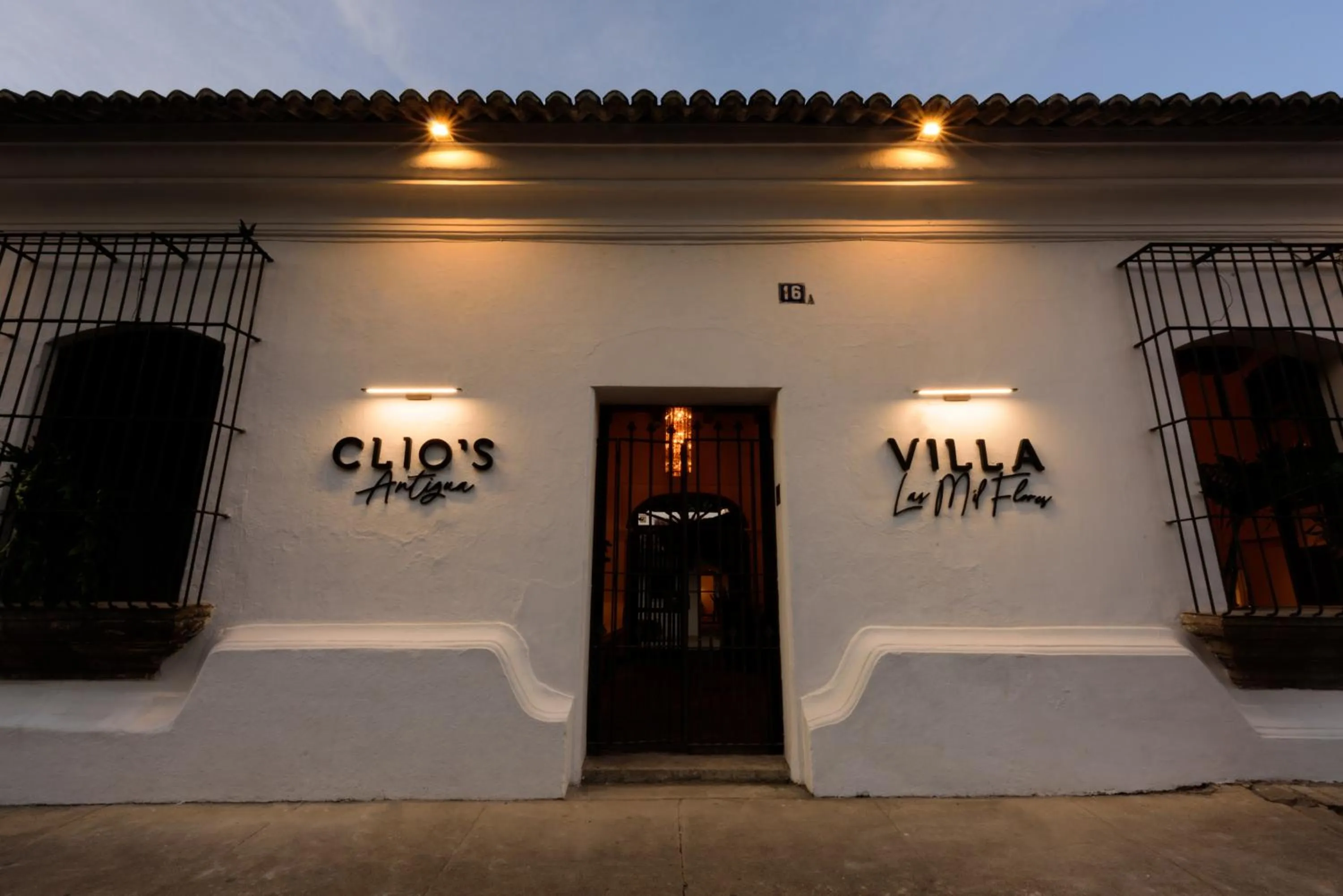 Facade/entrance in Villa Las Mil Flores