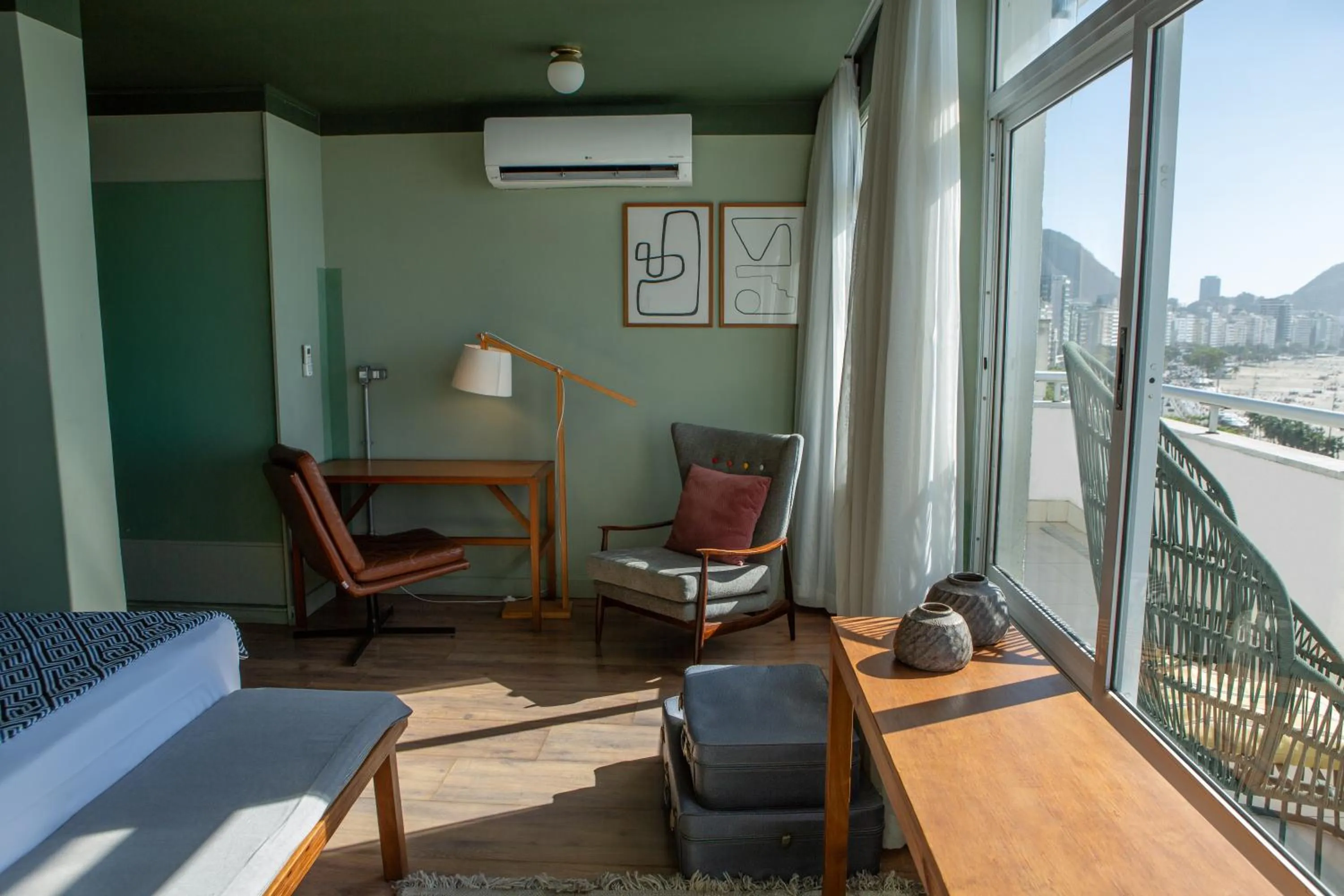 Seating area in Socialtel Copacabana