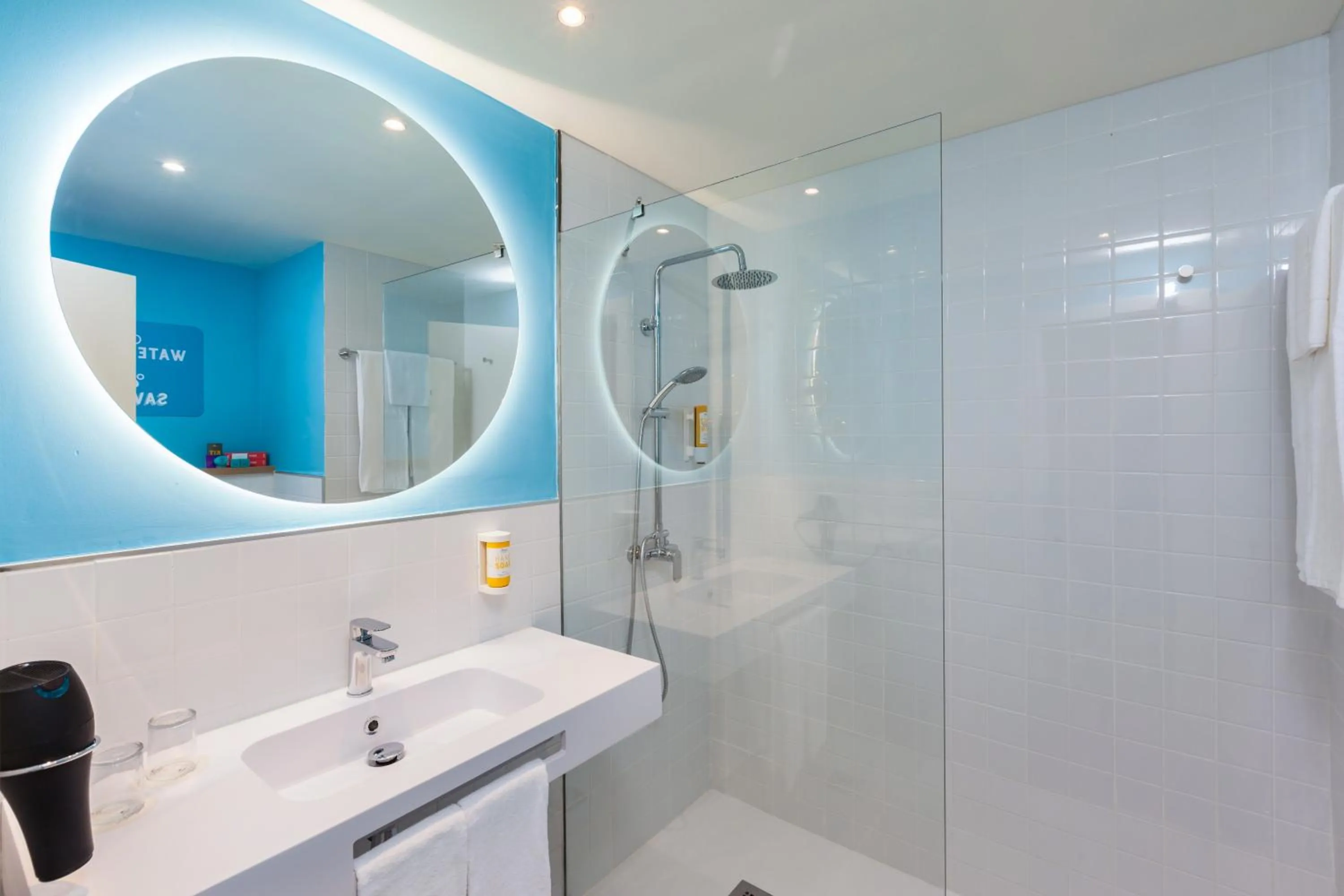 Shower in Abora Interclub Atlantic by Lopesan Hotels