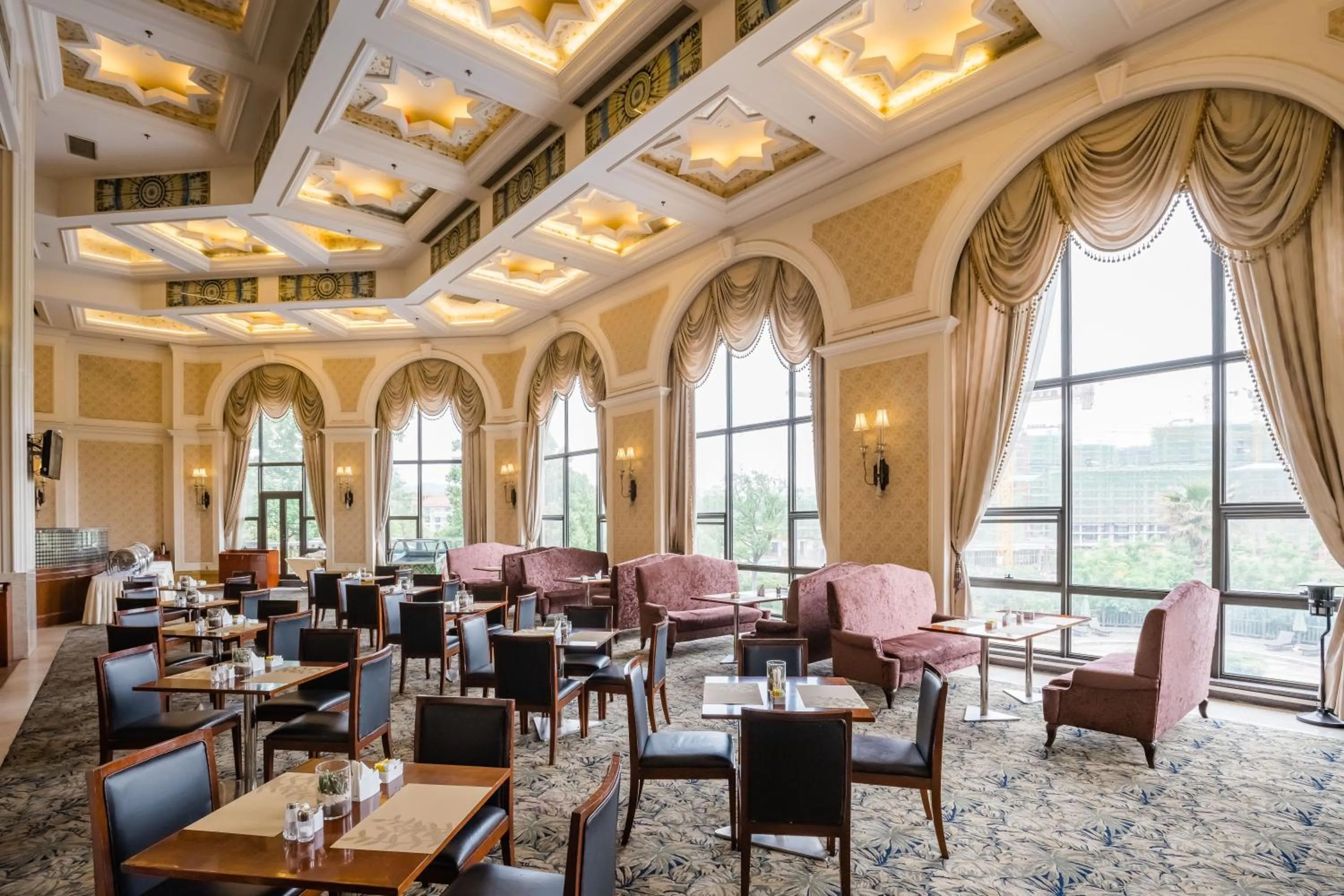 Restaurant/places to eat in S&N Hotel Chaohu