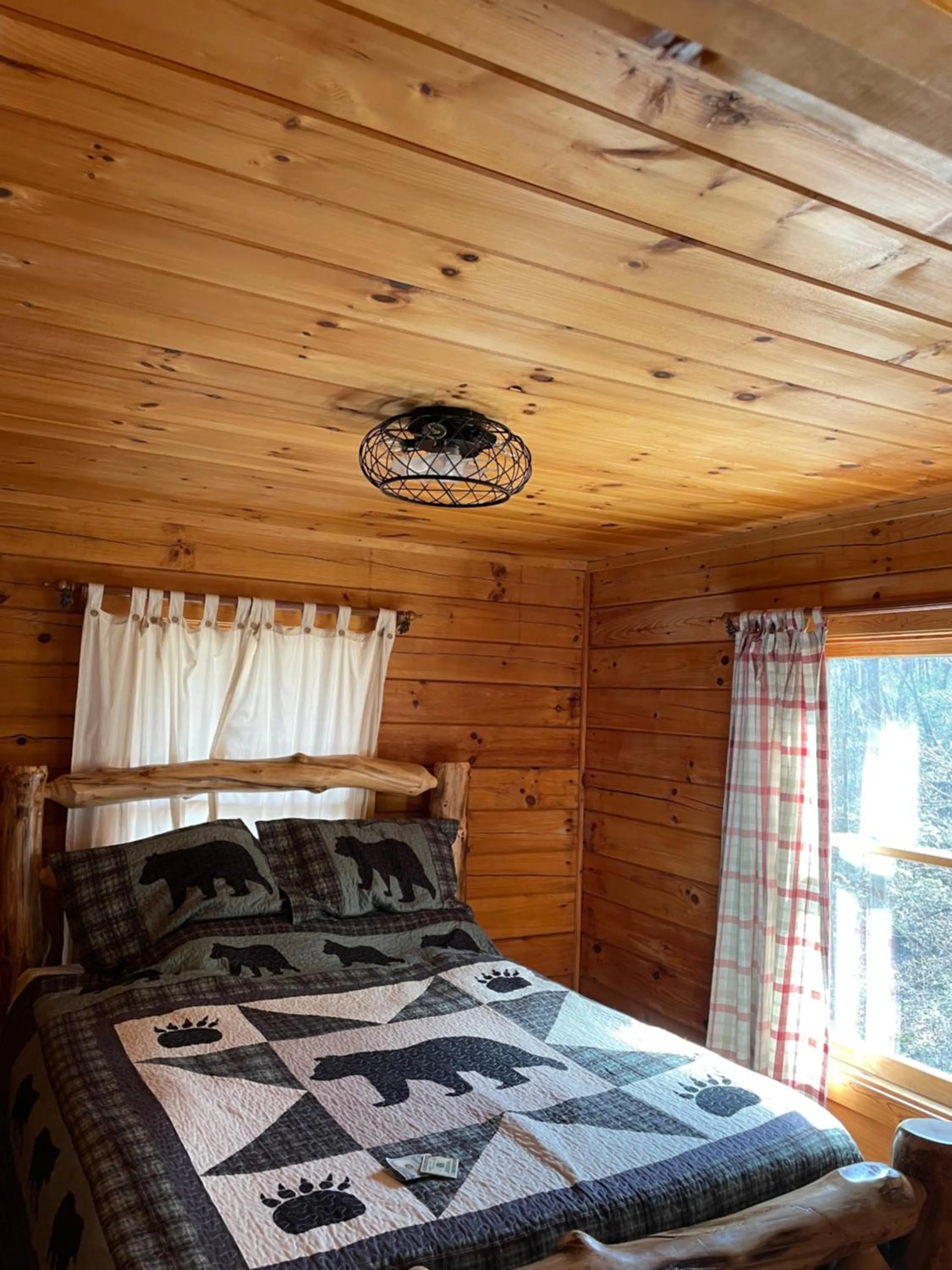 Bed in Alpenhaus Cabins Real Log Home in Helen Ga Mountains with hot tub and balconies