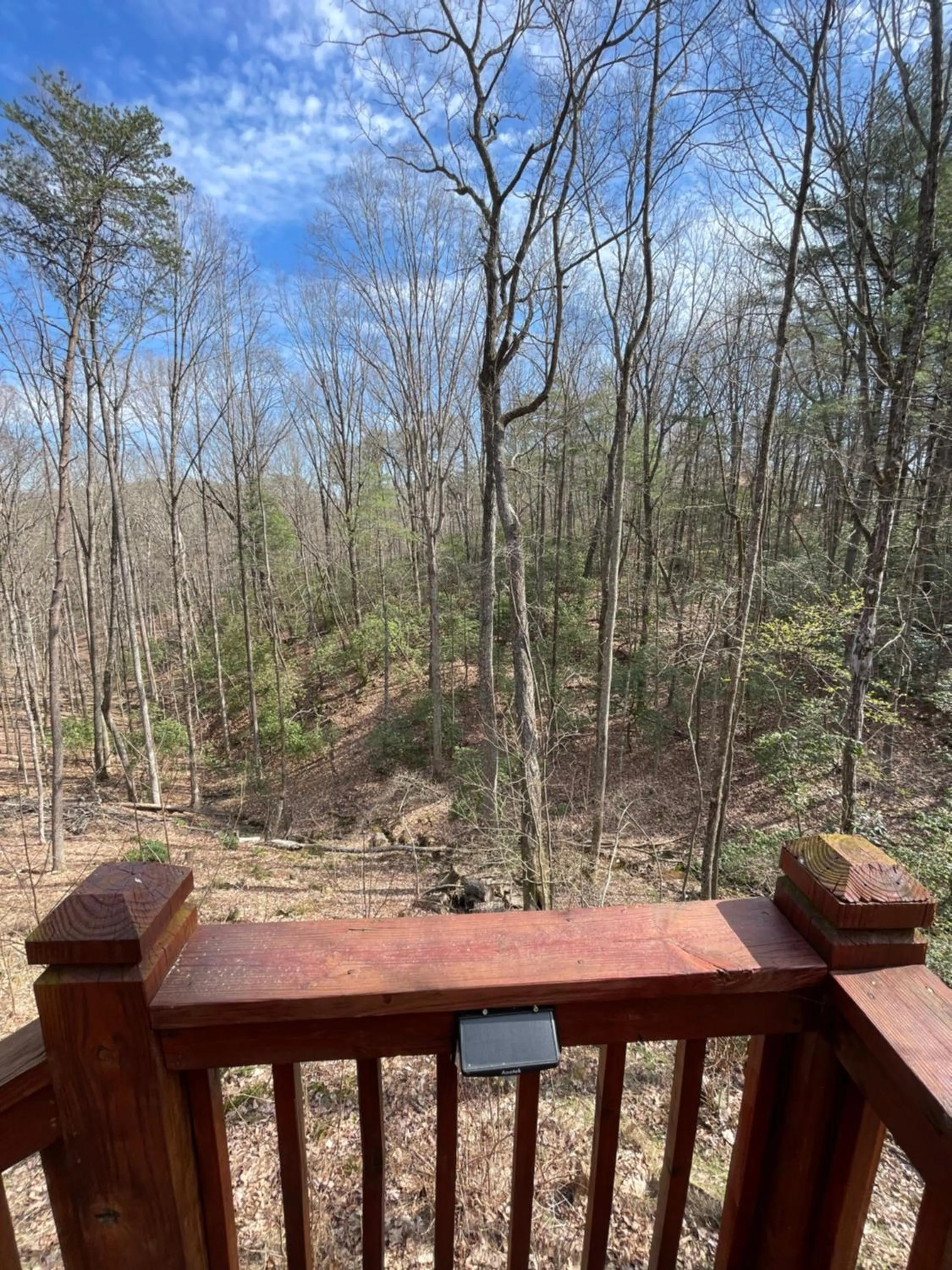 Alpenhaus Cabins Real Log Home in Helen Ga Mountains with hot tub and balconies