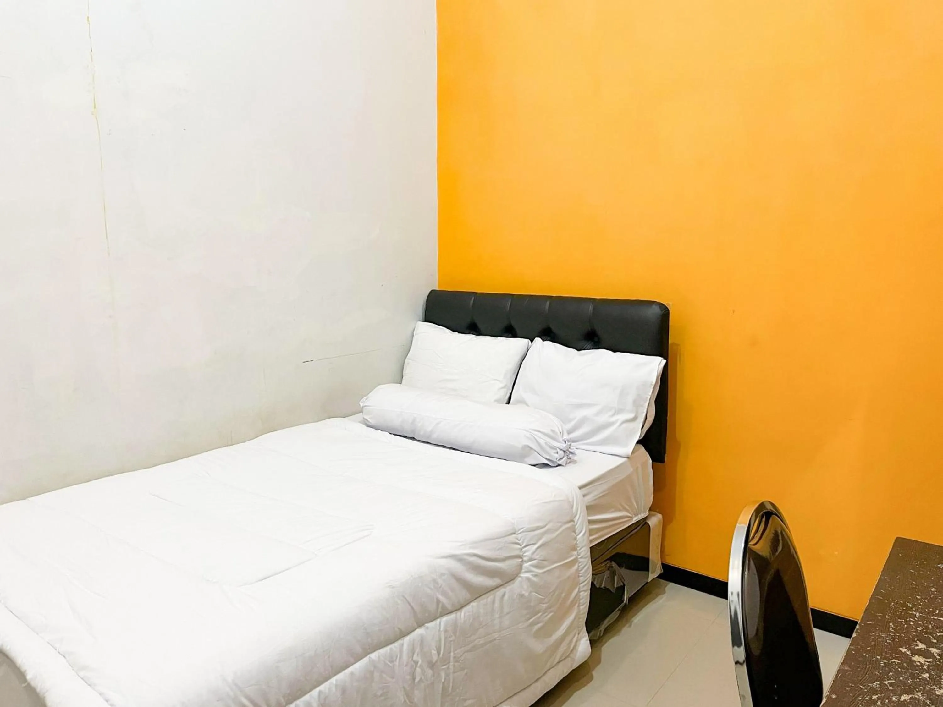 Single Room in Oma Kost 3 Probolinggo Mitra RedDoorz