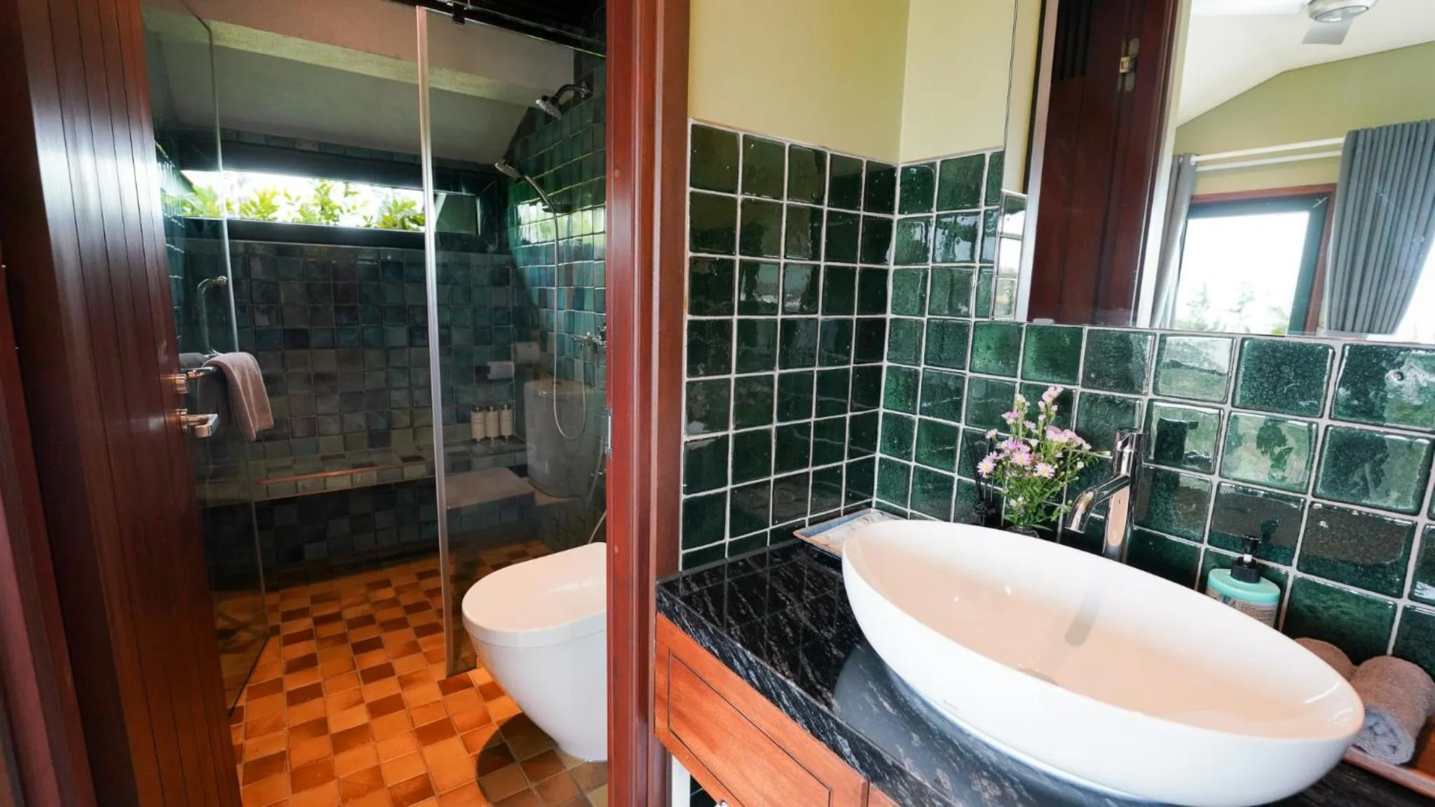 Bathroom in CHiEM HoiAn - The Beachside Boutique Hotel & Villa