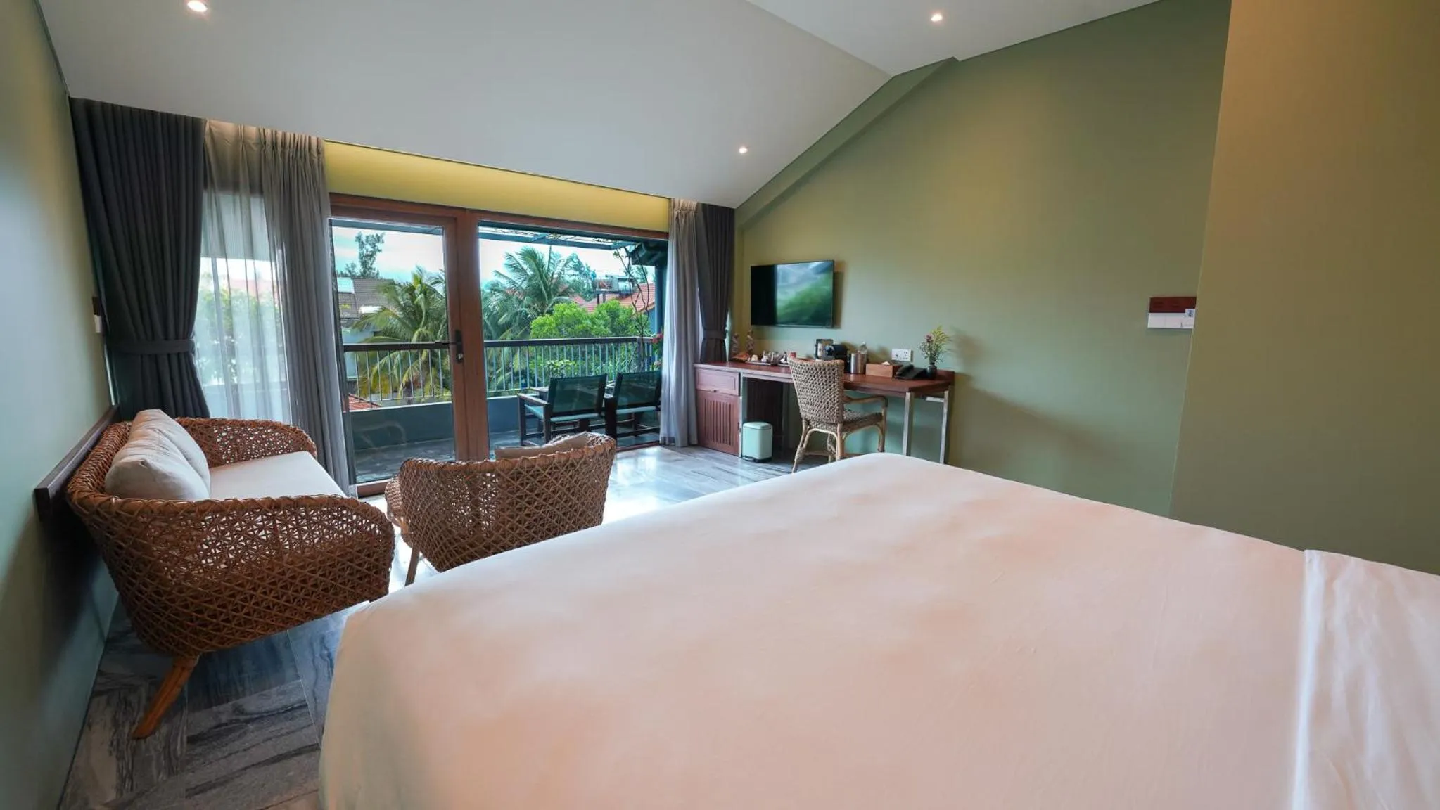 Bed in CHiEM HoiAn - The Beachside Boutique Hotel & Villa