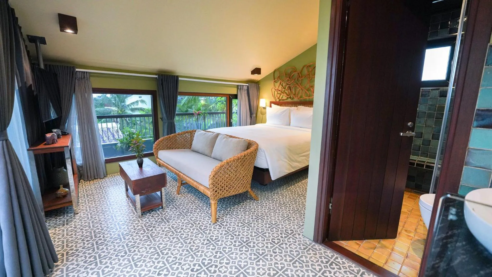 Bed in CHiEM HoiAn - The Beachside Boutique Hotel & Villa