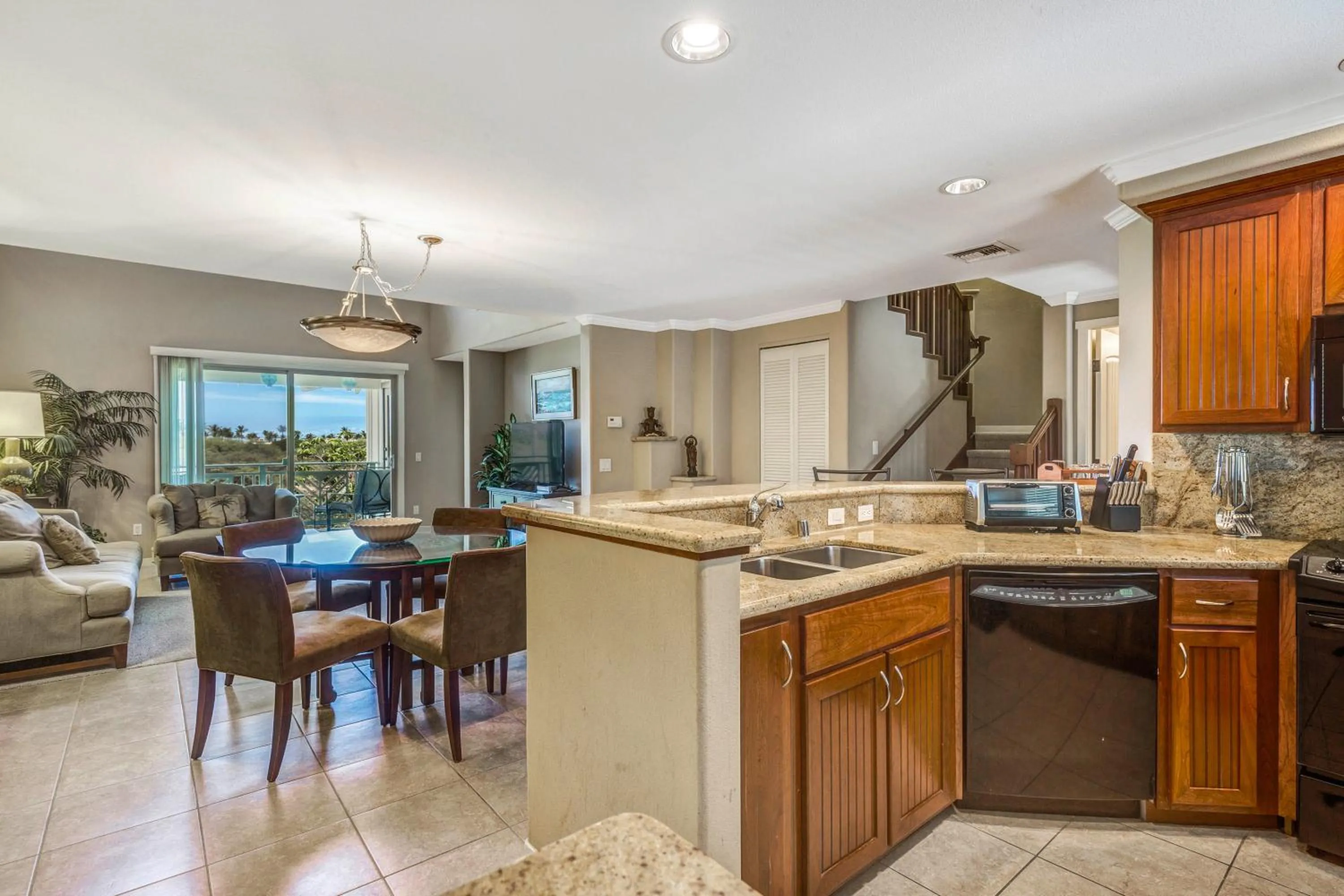 Kitchen or kitchenette in Palm Villas 2 Bed/2 Bath Loft #F22