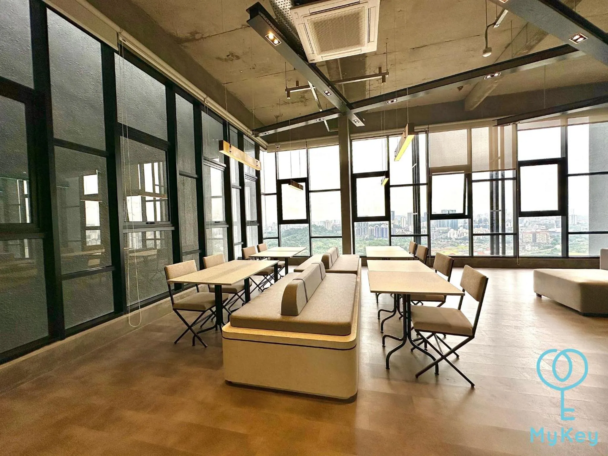 Lounge or bar in Millerz Square by MyKey