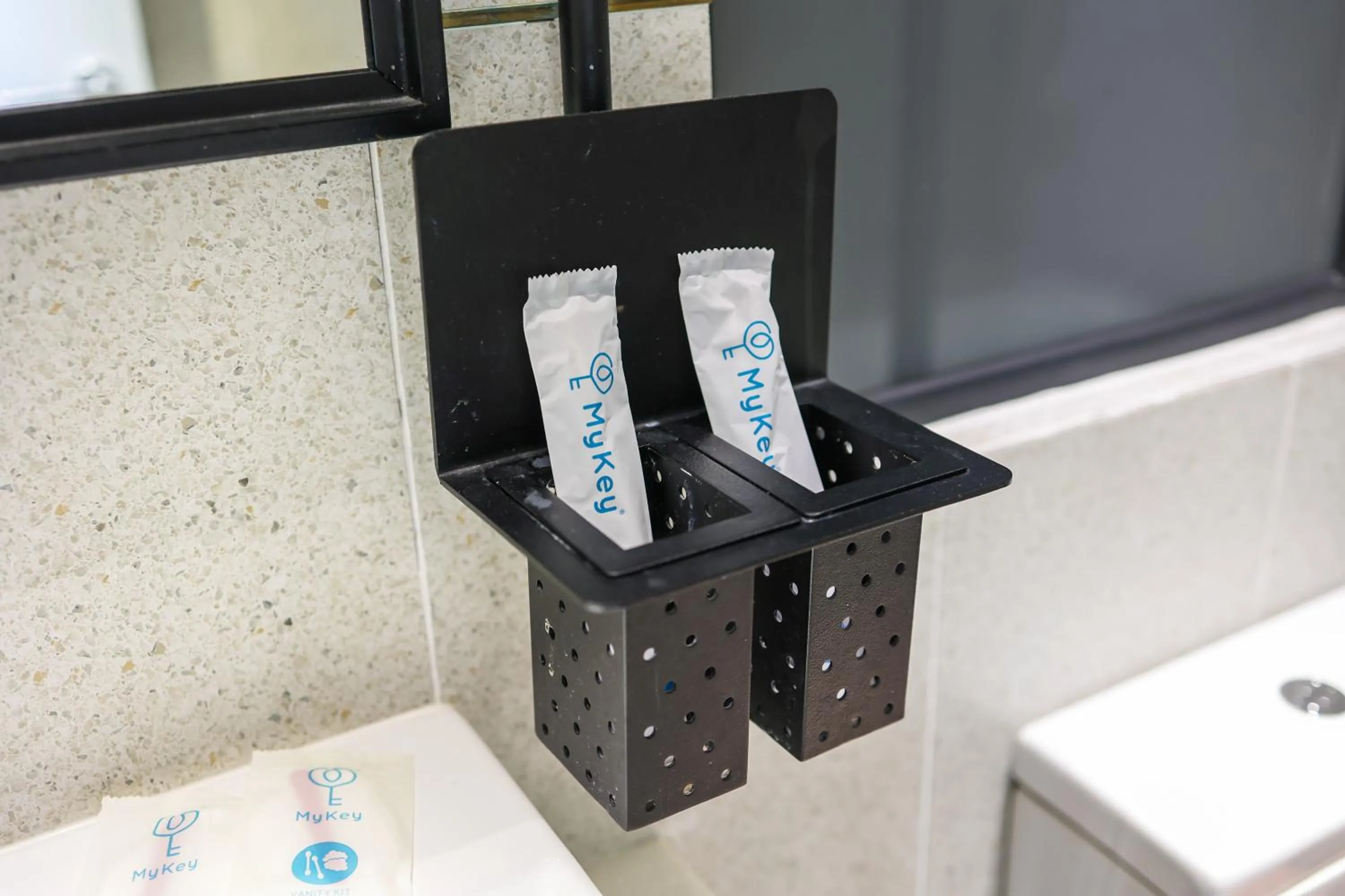 Millerz Square by MyKey