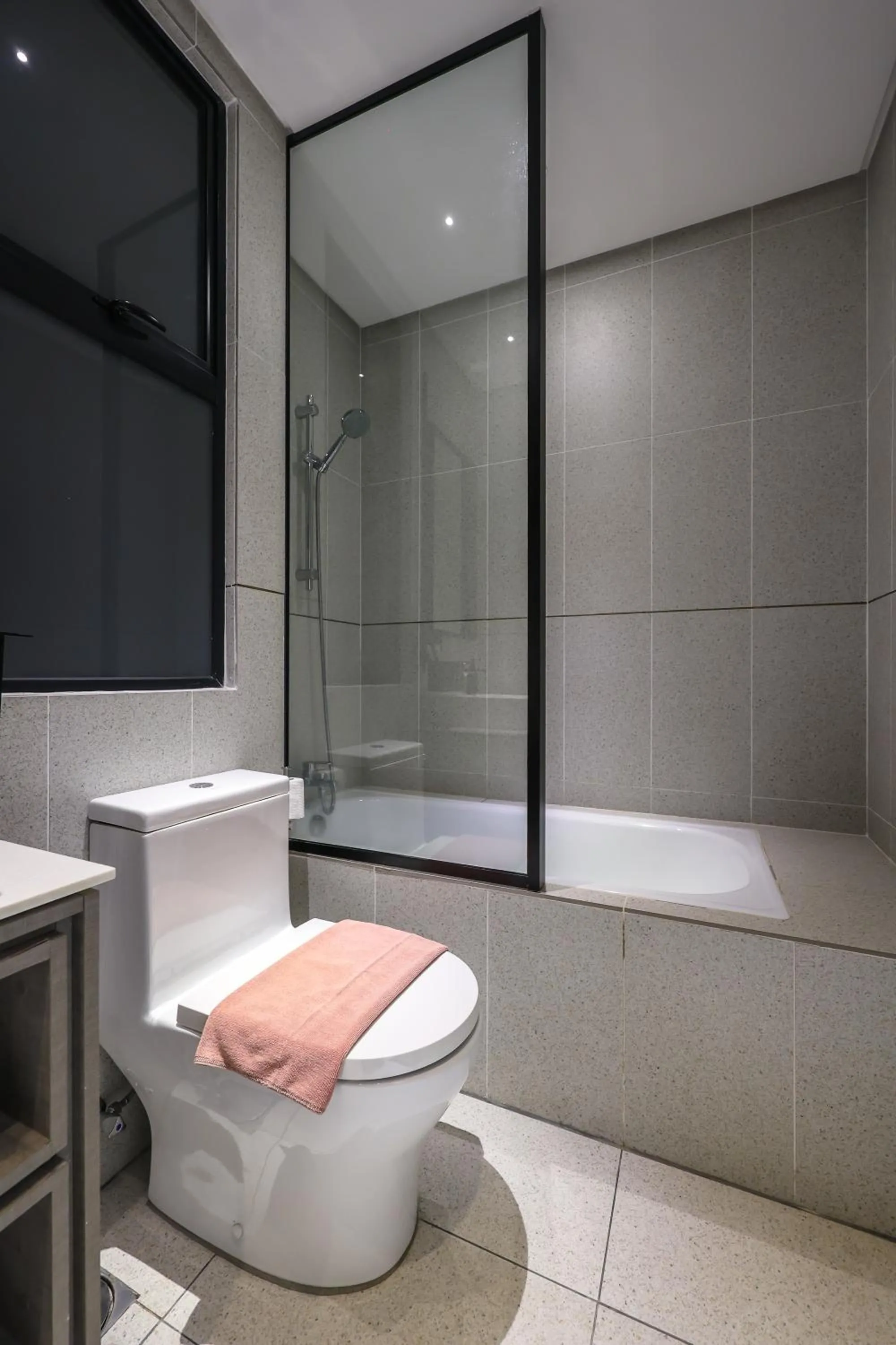 Millerz Square by MyKey