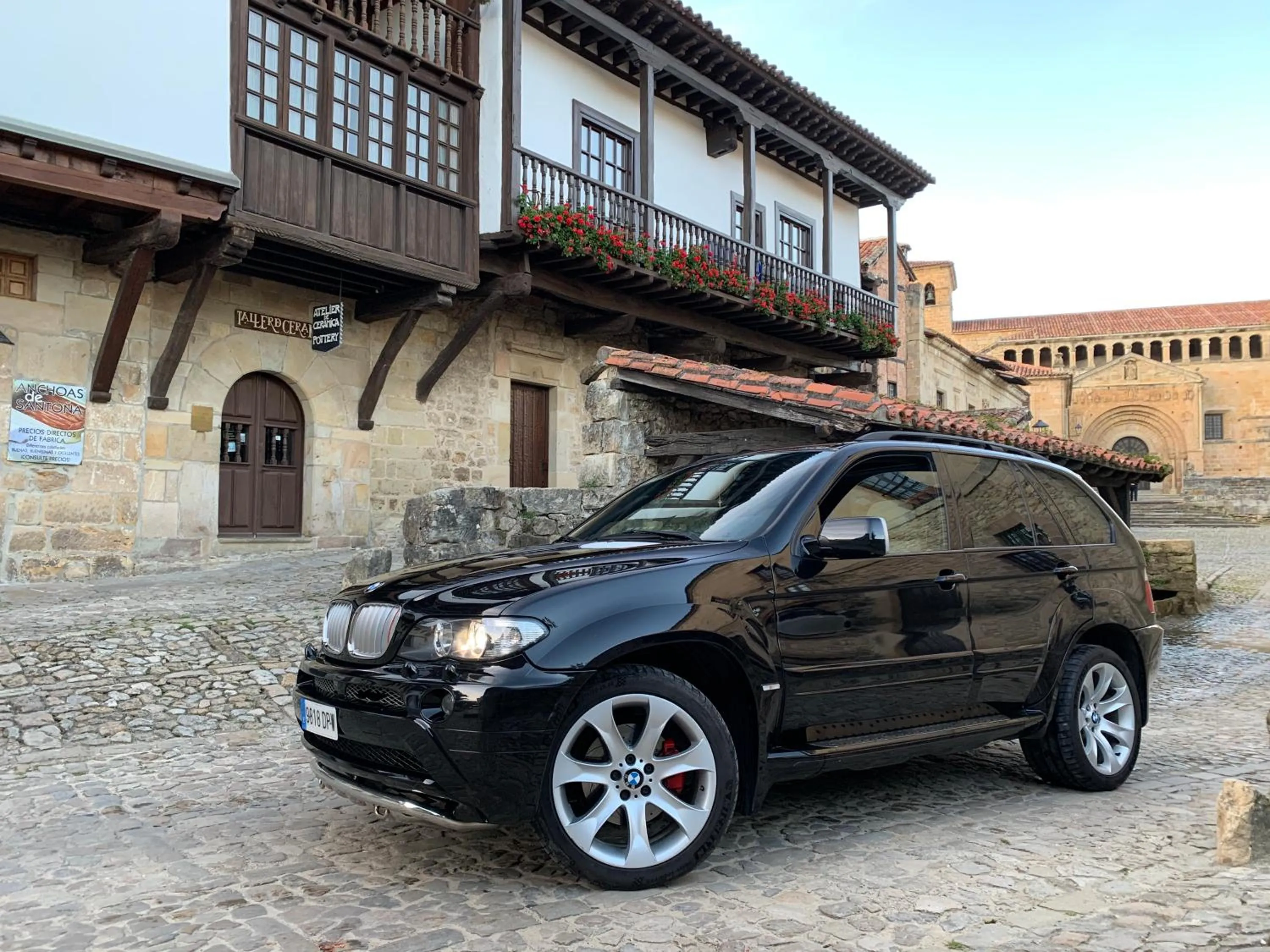 Day in Hotel Santillana