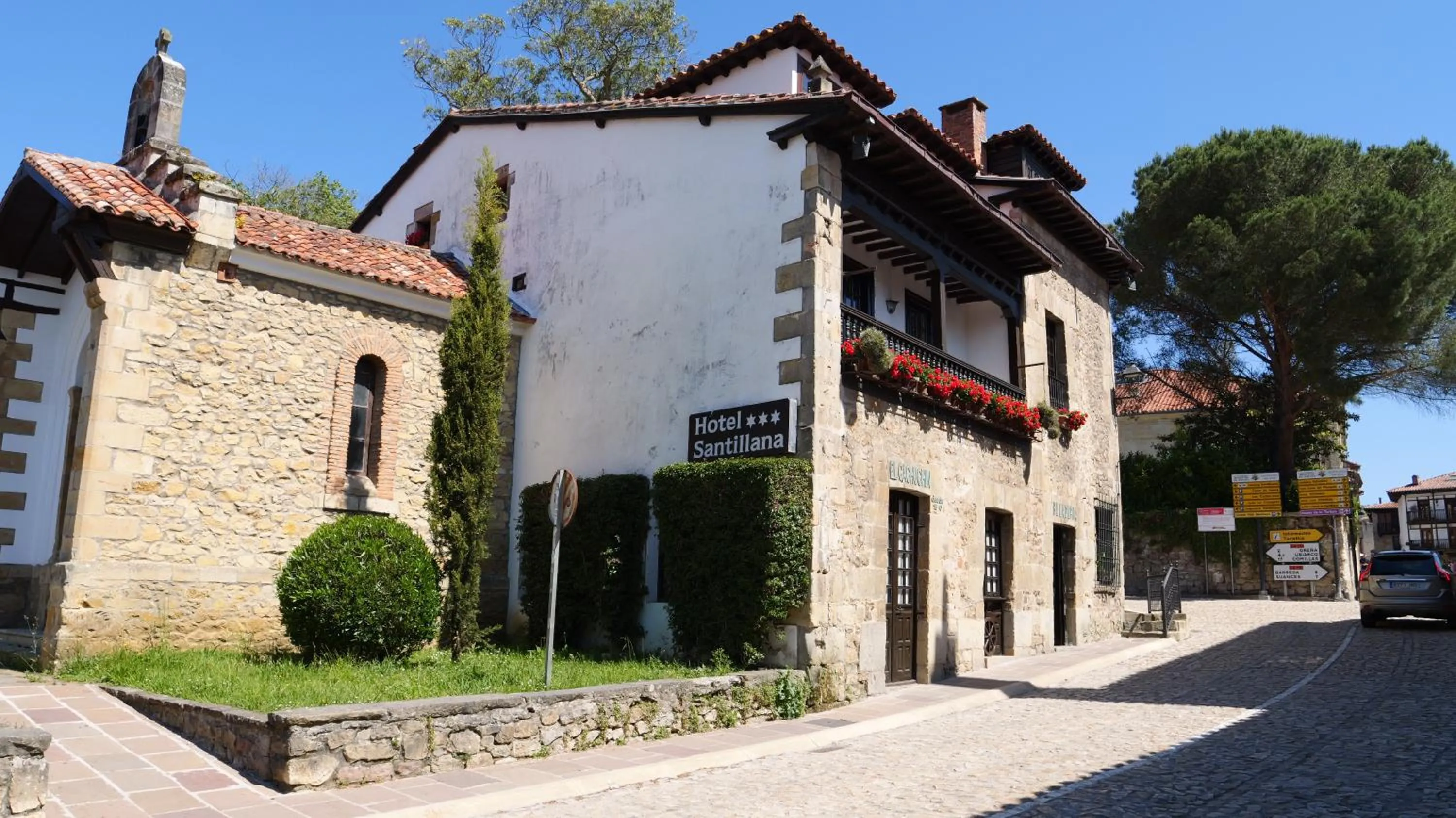 Property building in Hotel Santillana