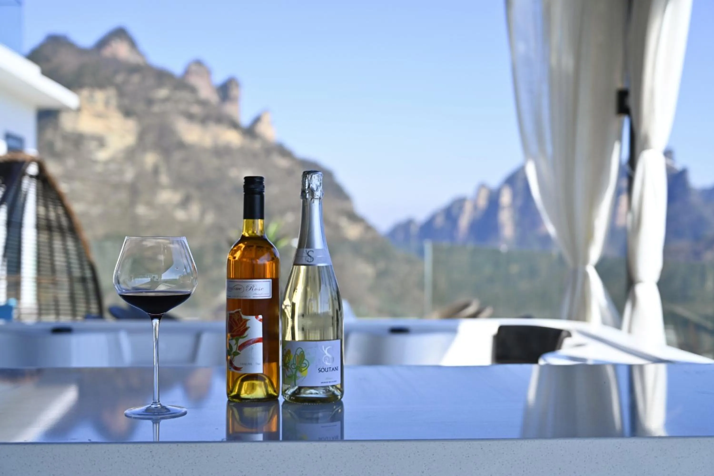 Day in XMAN Sunrise Peaks Resort